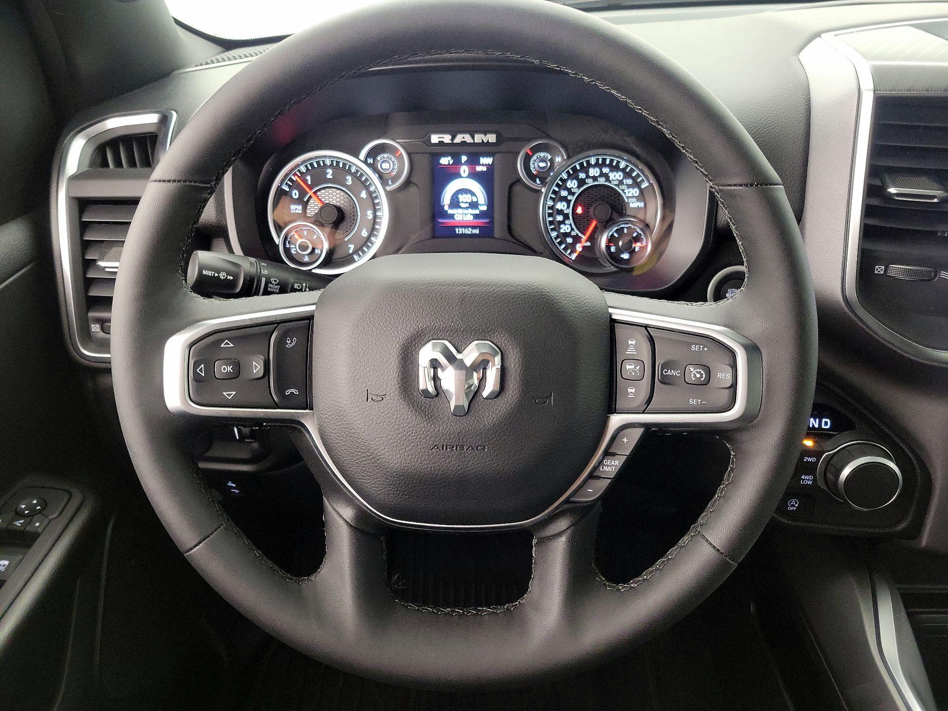 Thumbnail: 2025 RAM 1500 - 10