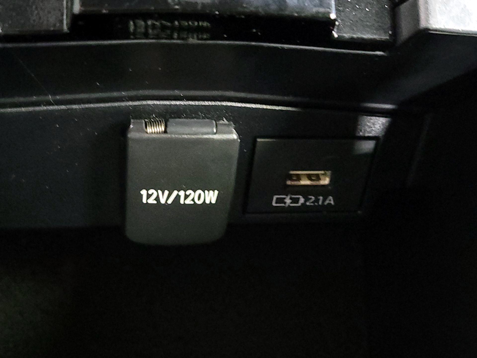 Thumbnail: 2021 Toyota Corolla - 18