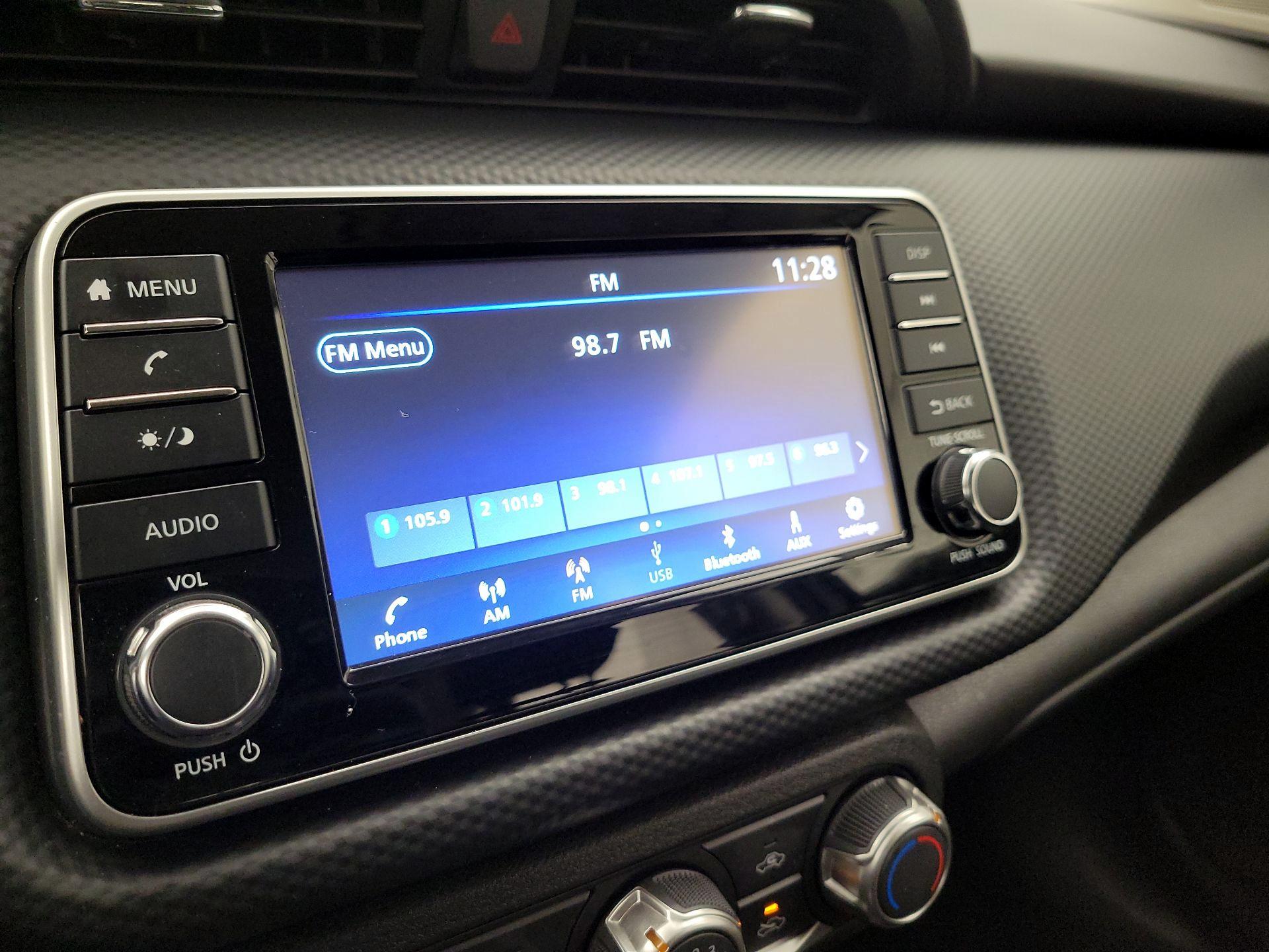 Thumbnail: 2024 Nissan Kicks - 15