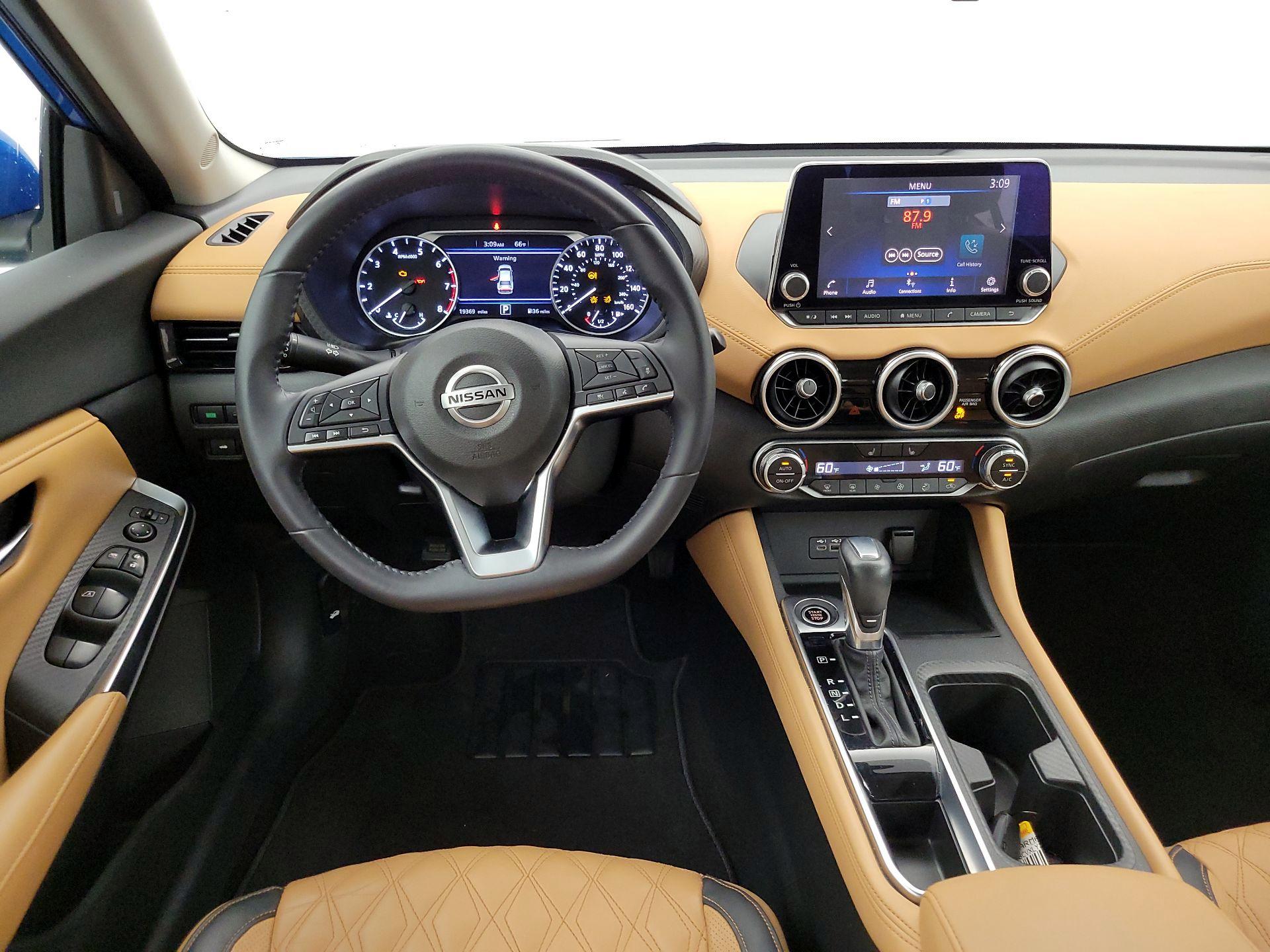 Thumbnail: 2020 Nissan Sentra - 10