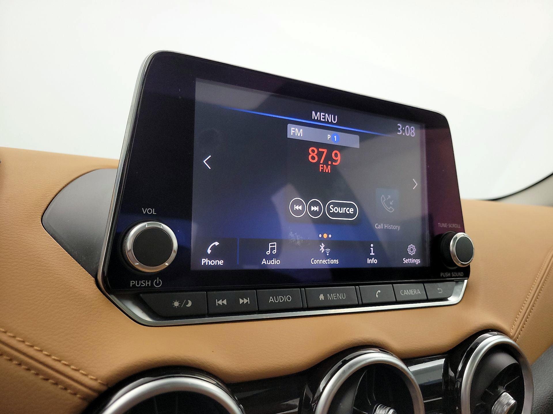 Thumbnail: 2020 Nissan Sentra - 15