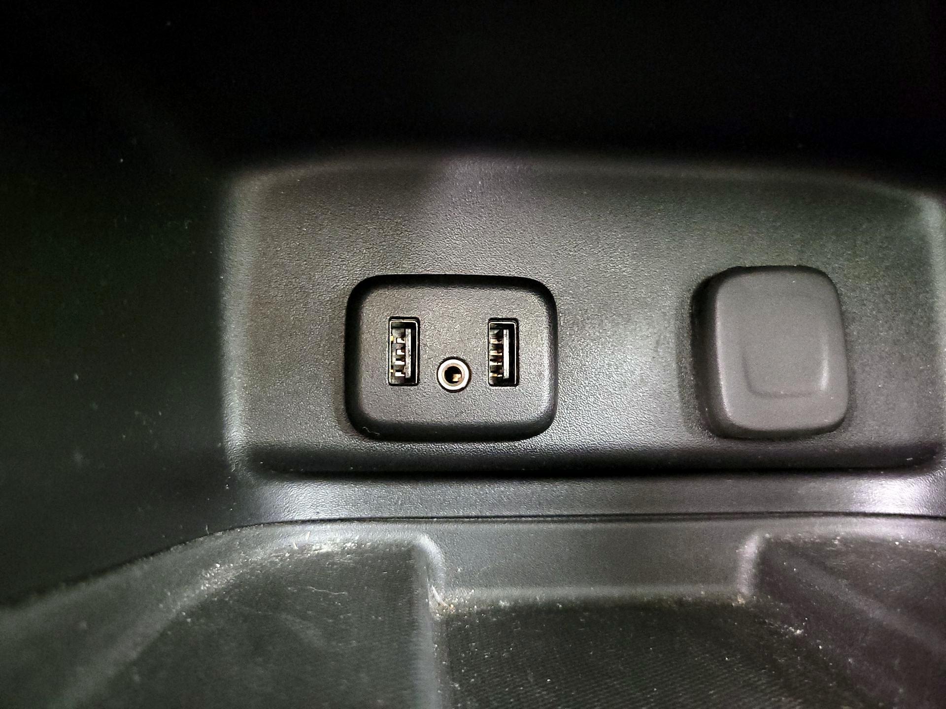 Thumbnail: 2018 Chevrolet Equinox - 19