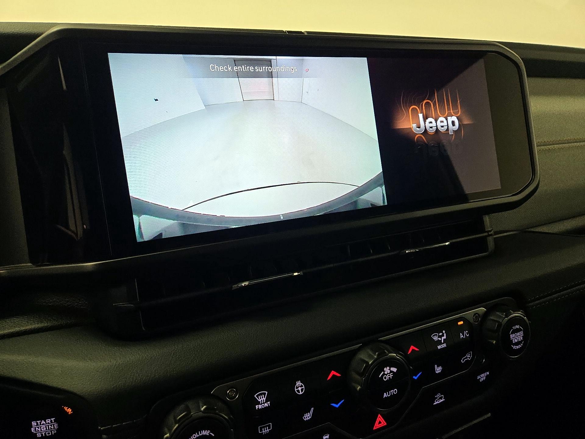 Thumbnail: 2024 Jeep Wrangler - 14