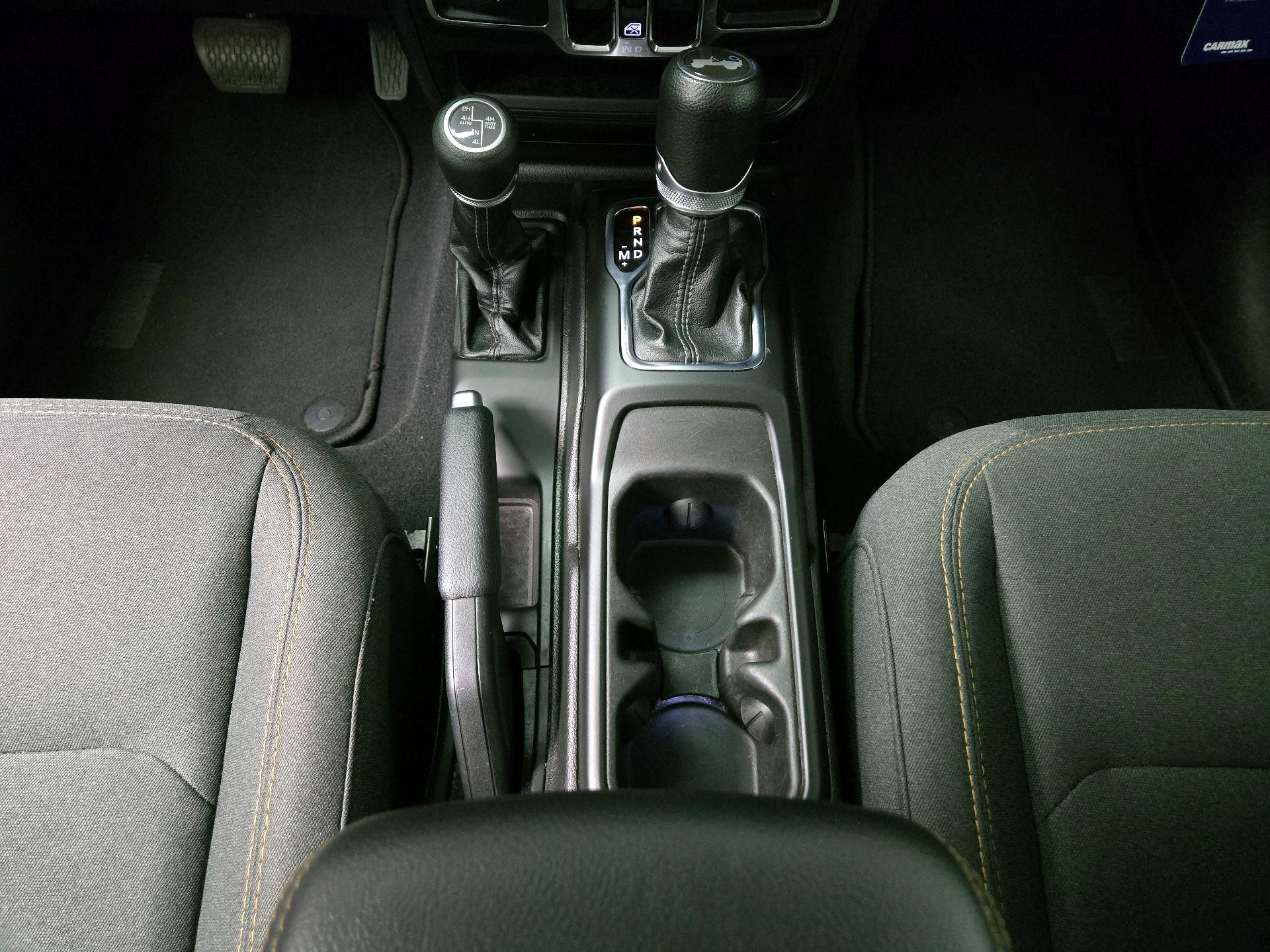 Thumbnail: 2024 Jeep Wrangler - 17