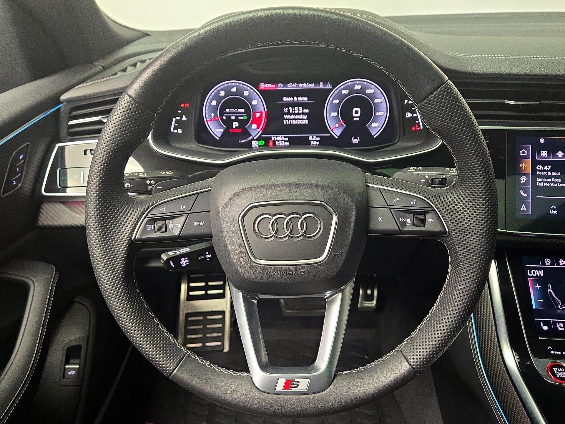 Thumbnail: 2024 Audi SQ8 - 10