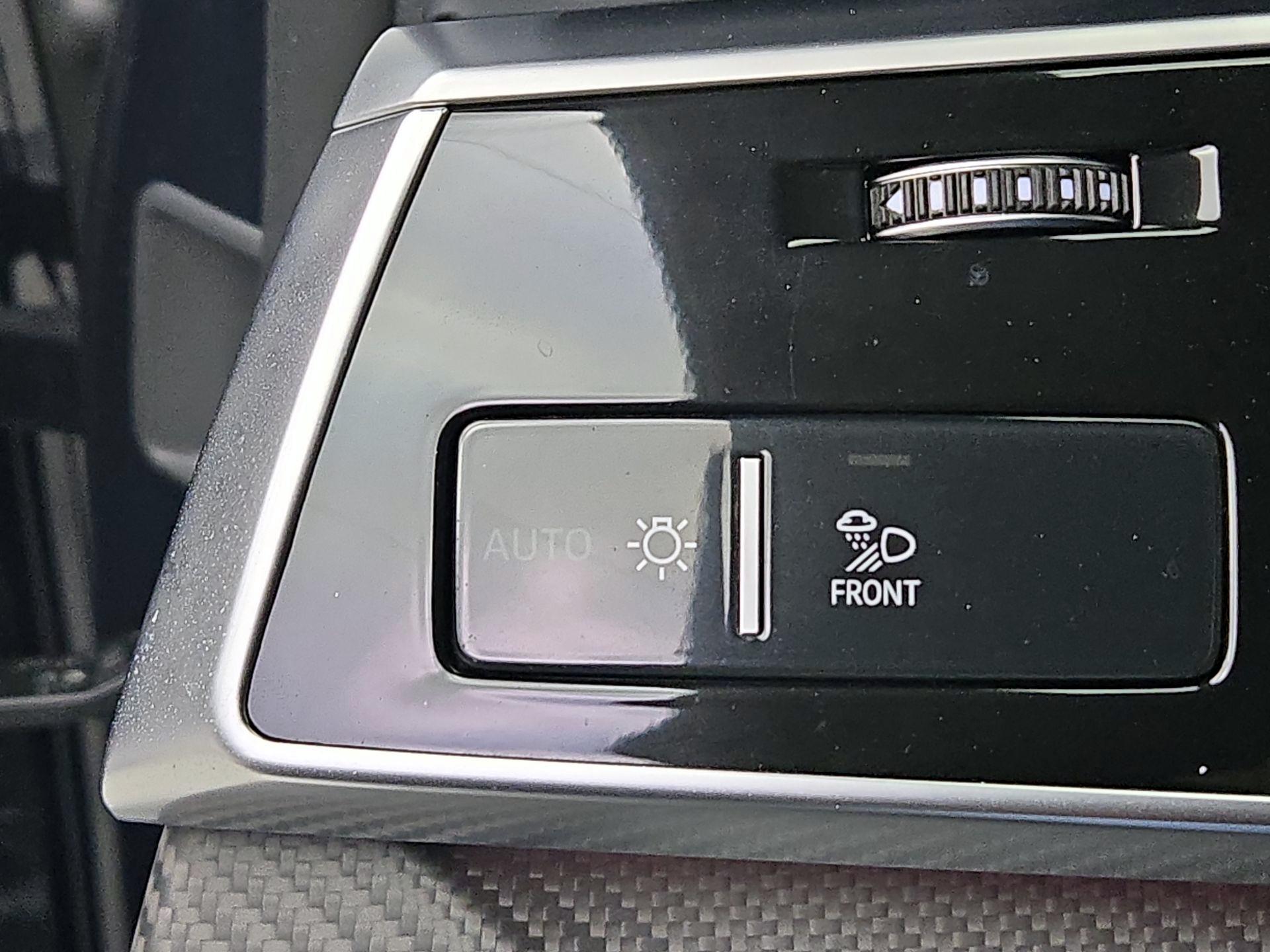 Thumbnail: 2024 Audi SQ8 - 13