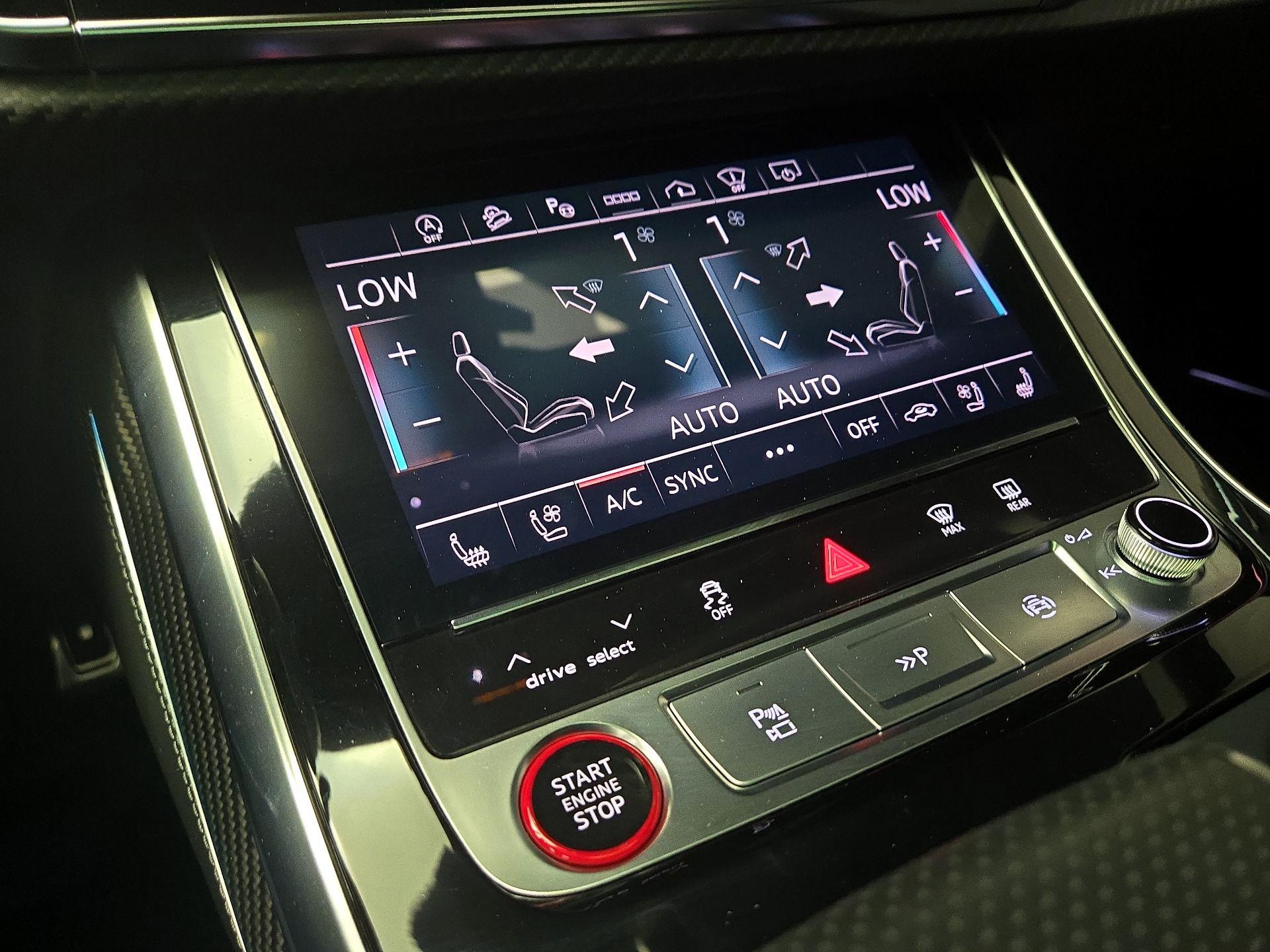 Thumbnail: 2024 Audi SQ8 - 17