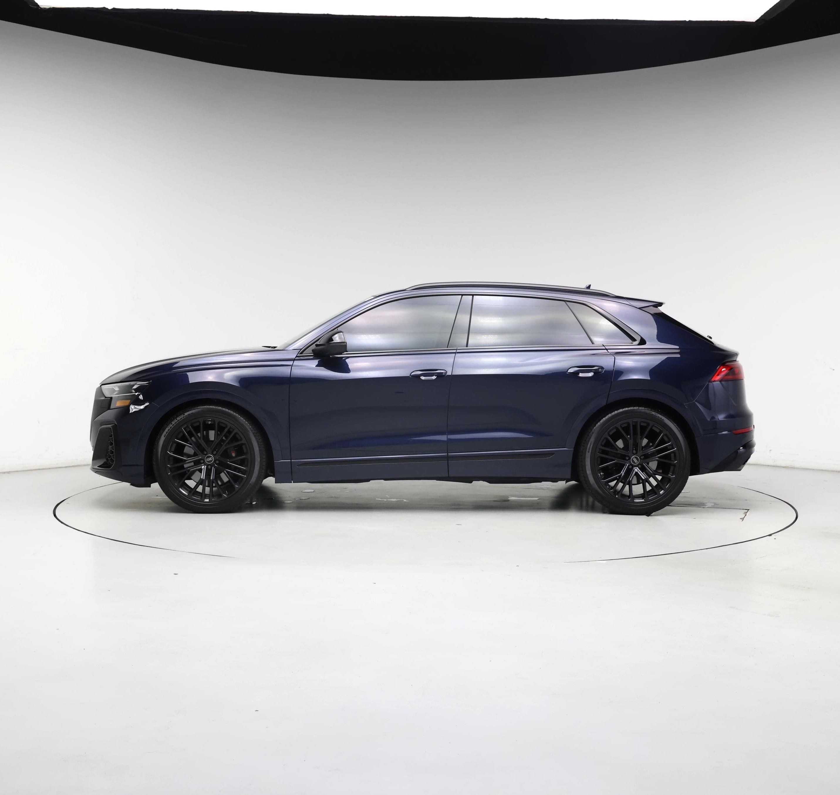 Thumbnail: 2024 Audi SQ8 - 3