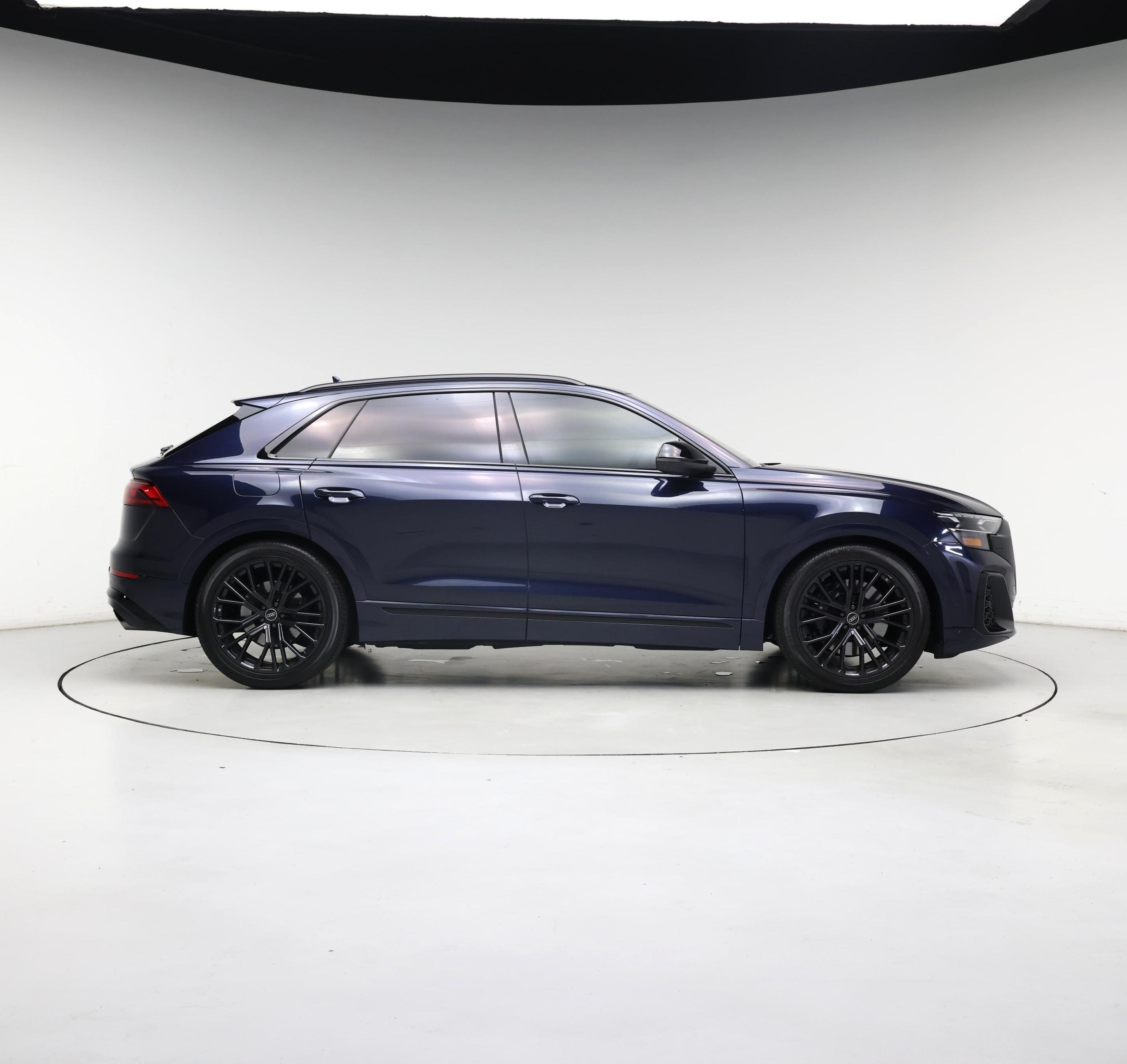Thumbnail: 2024 Audi SQ8 - 7