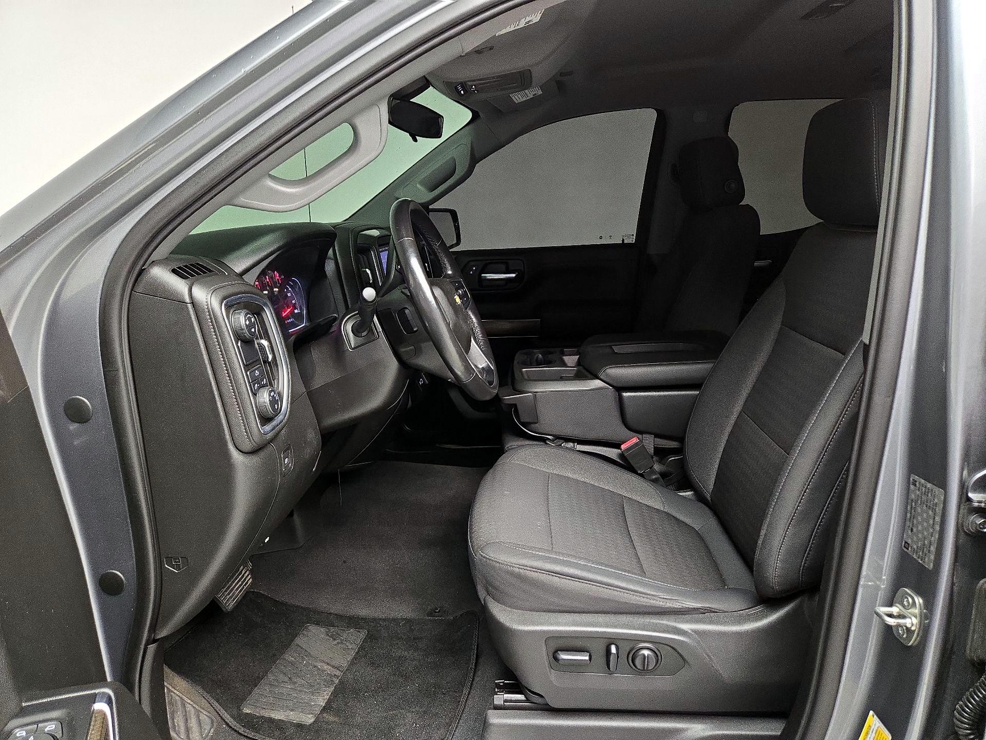 Thumbnail: 2019 Chevrolet Silverado 1500 - 11