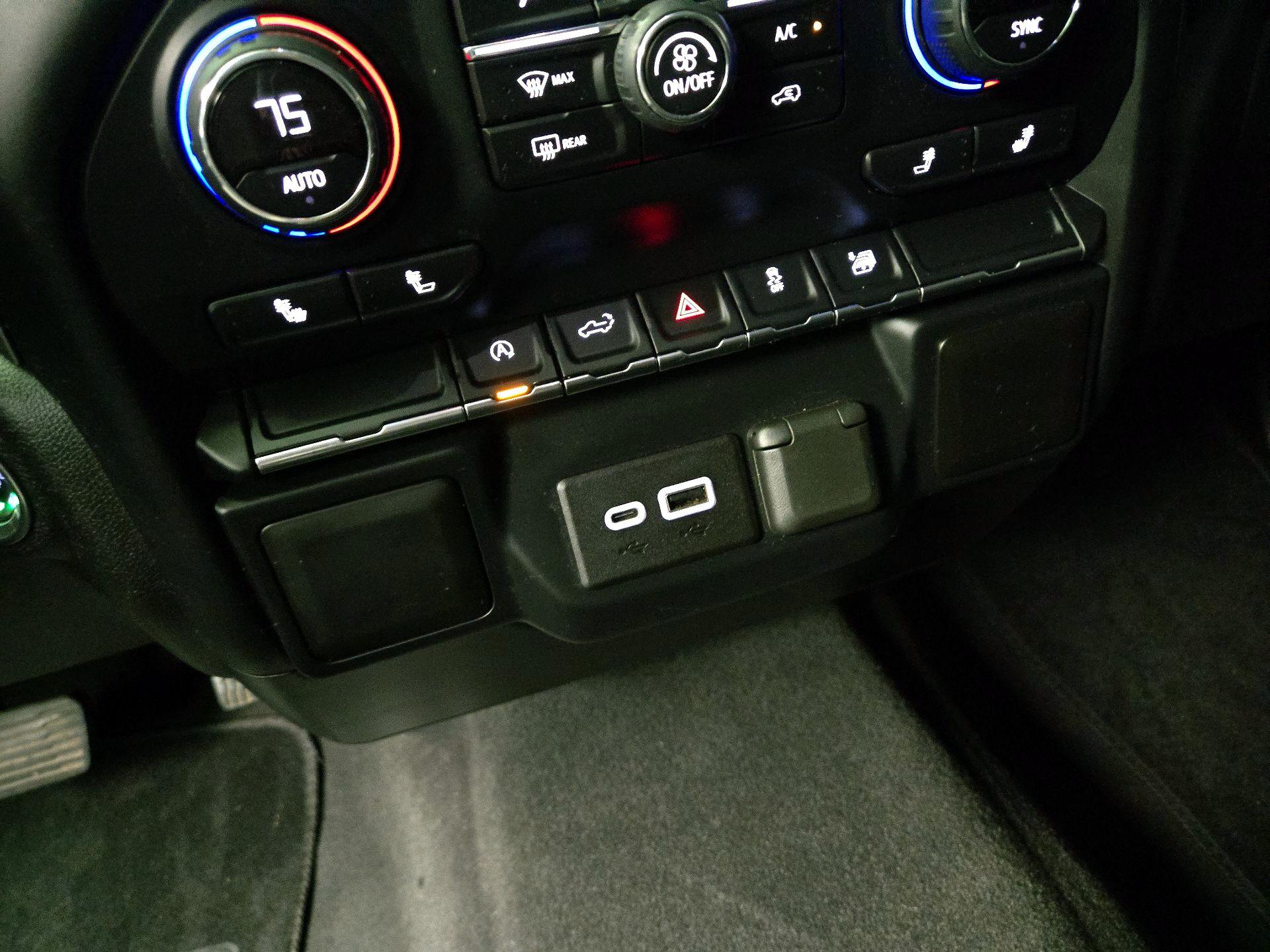 Thumbnail: 2019 Chevrolet Silverado 1500 - 18