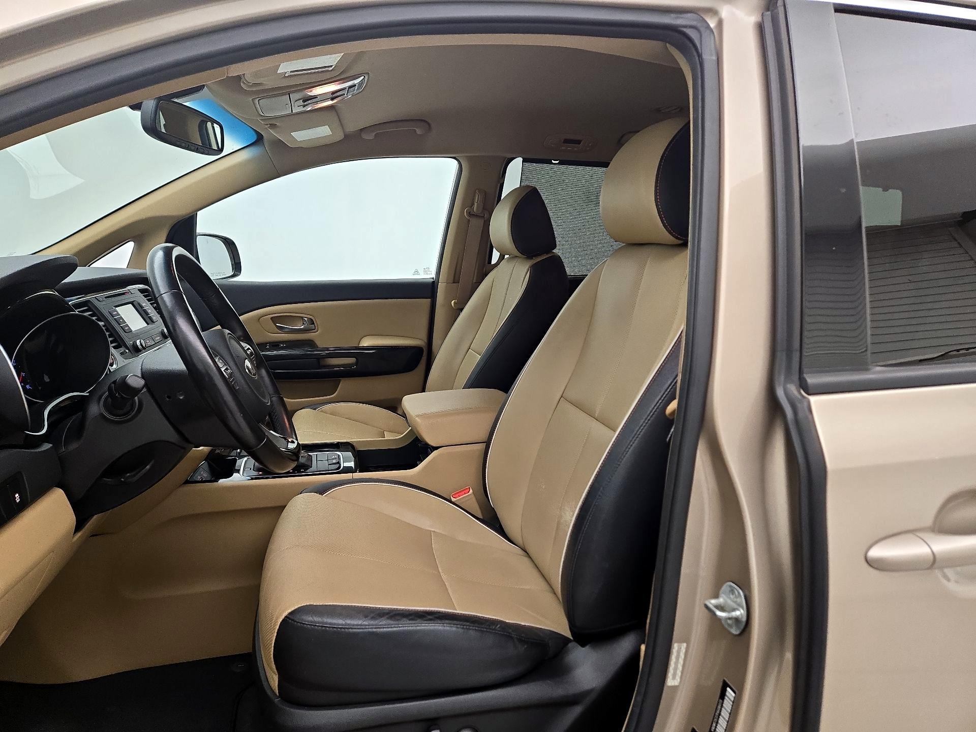 Thumbnail: 2015 Kia Sedona - 11