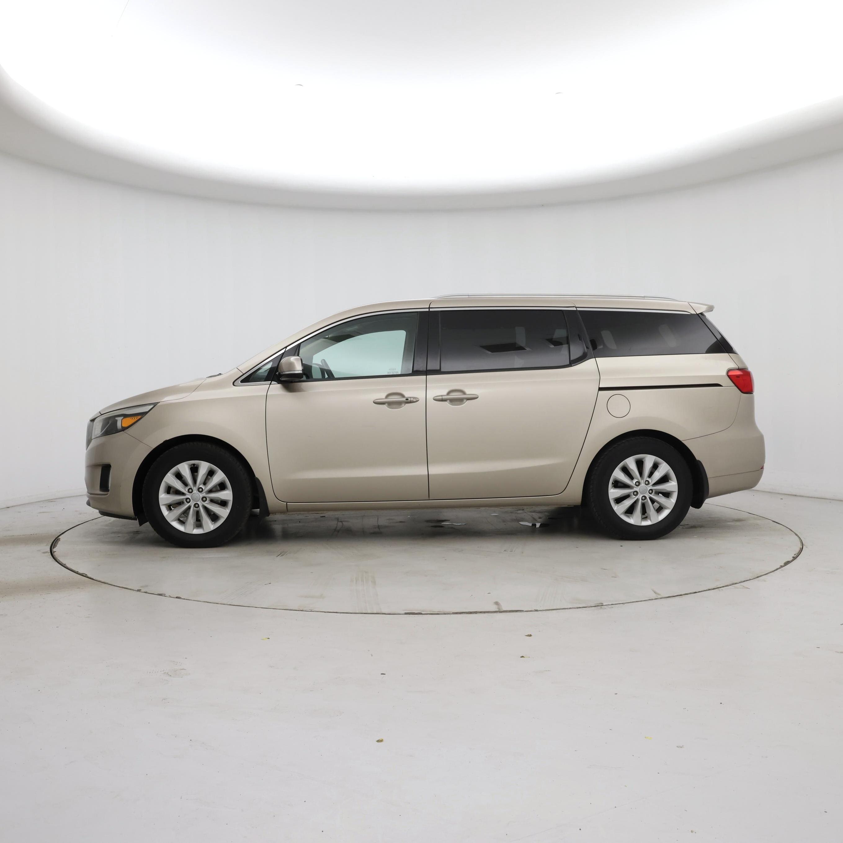 Thumbnail: 2015 Kia Sedona - 3