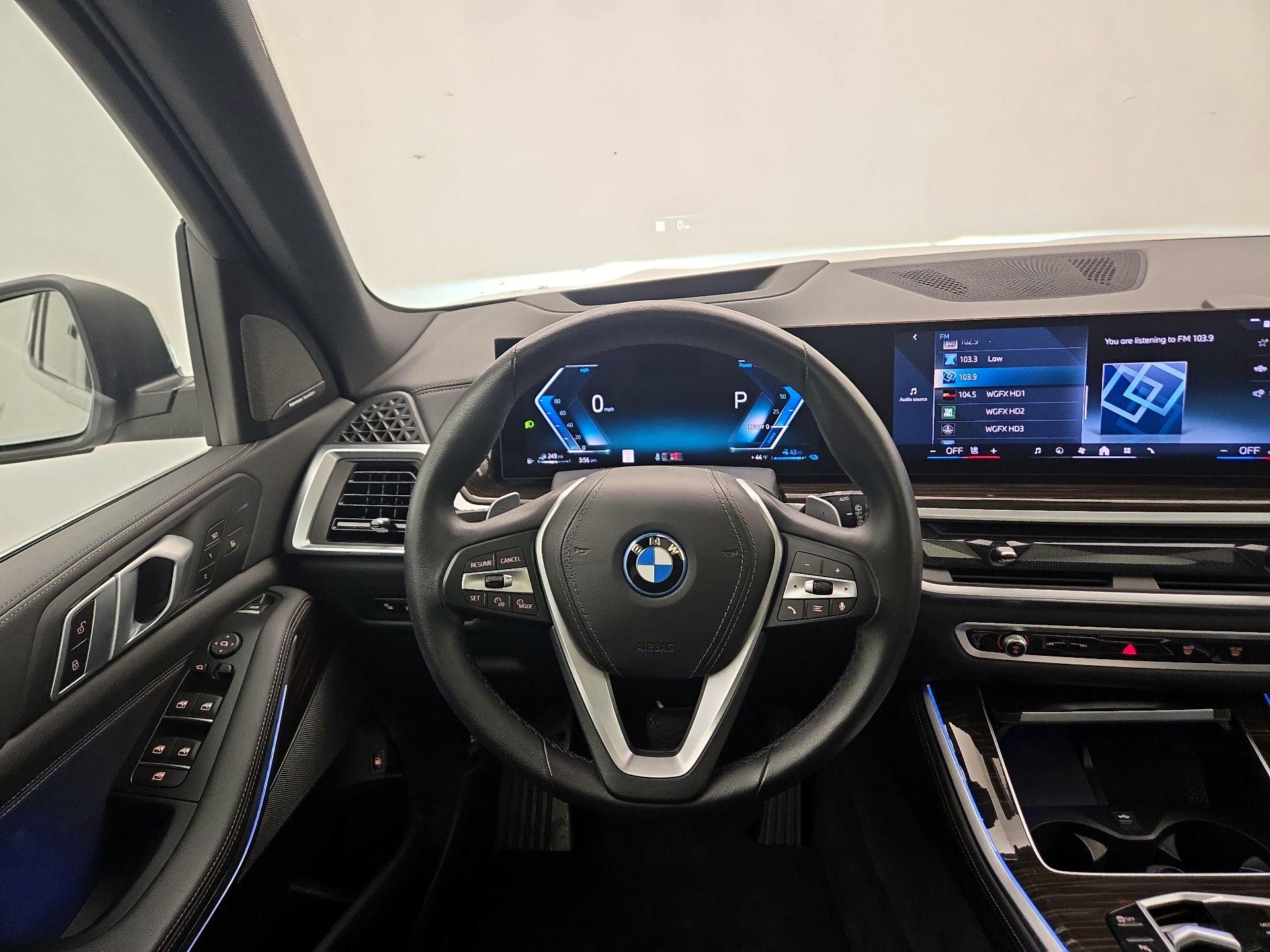 Thumbnail: 2024 BMW X5 - 10