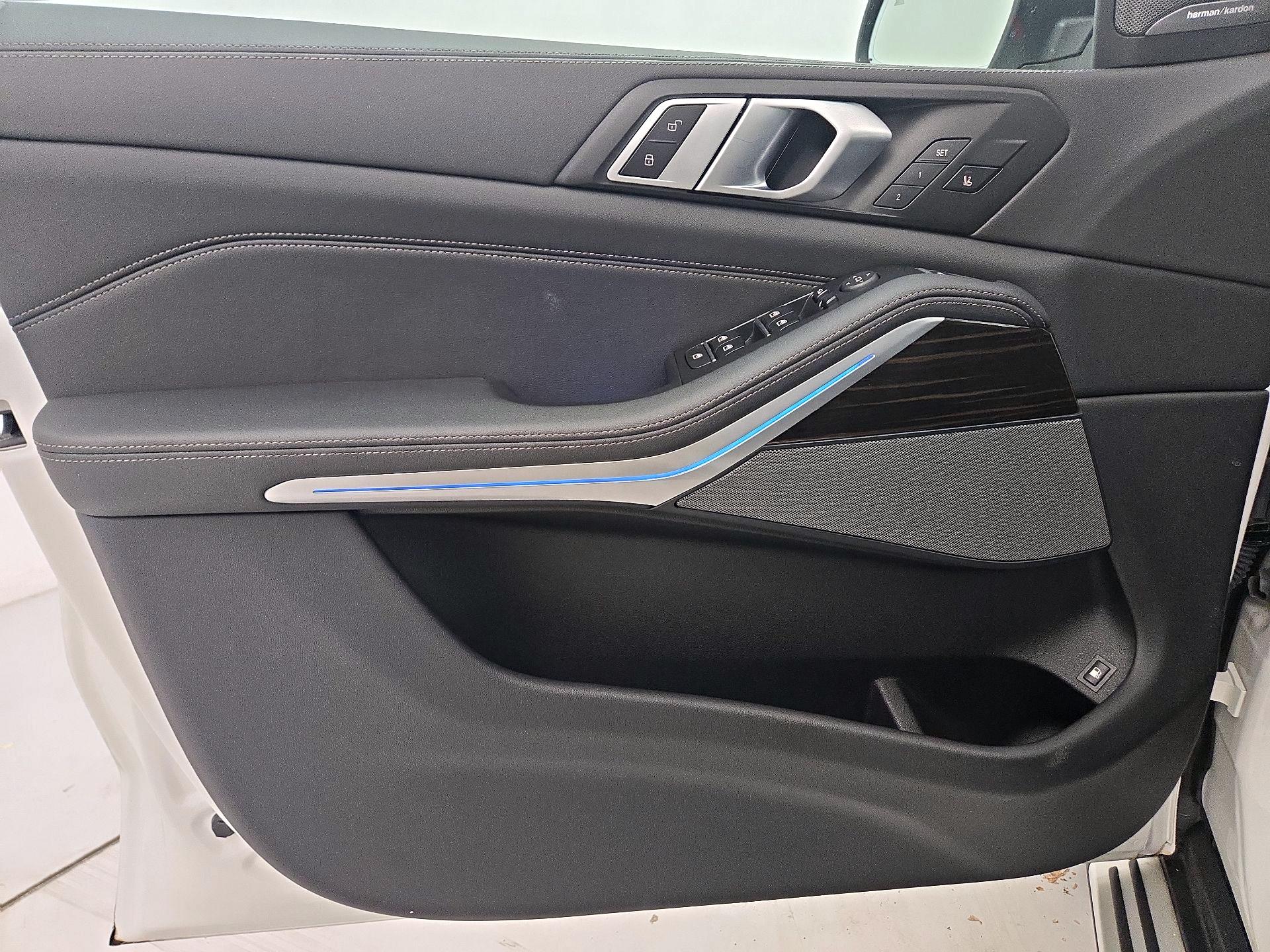 Thumbnail: 2024 BMW X5 - 12