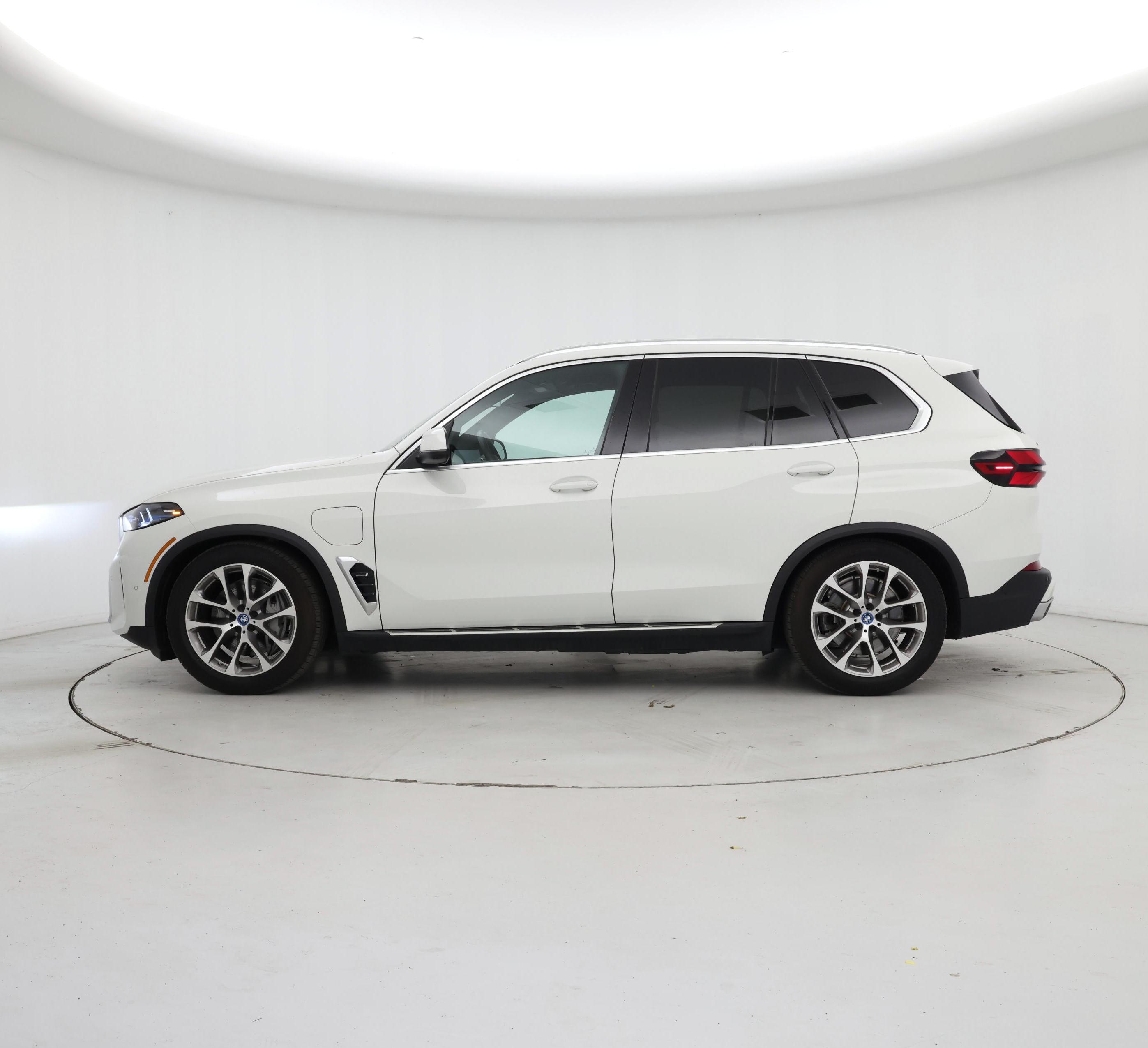 Thumbnail: 2024 BMW X5 - 3