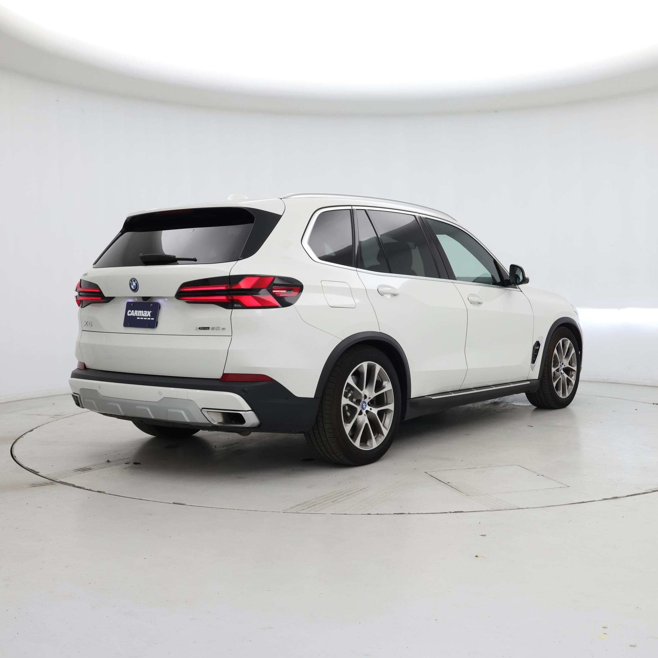 Thumbnail: 2024 BMW X5 - 8