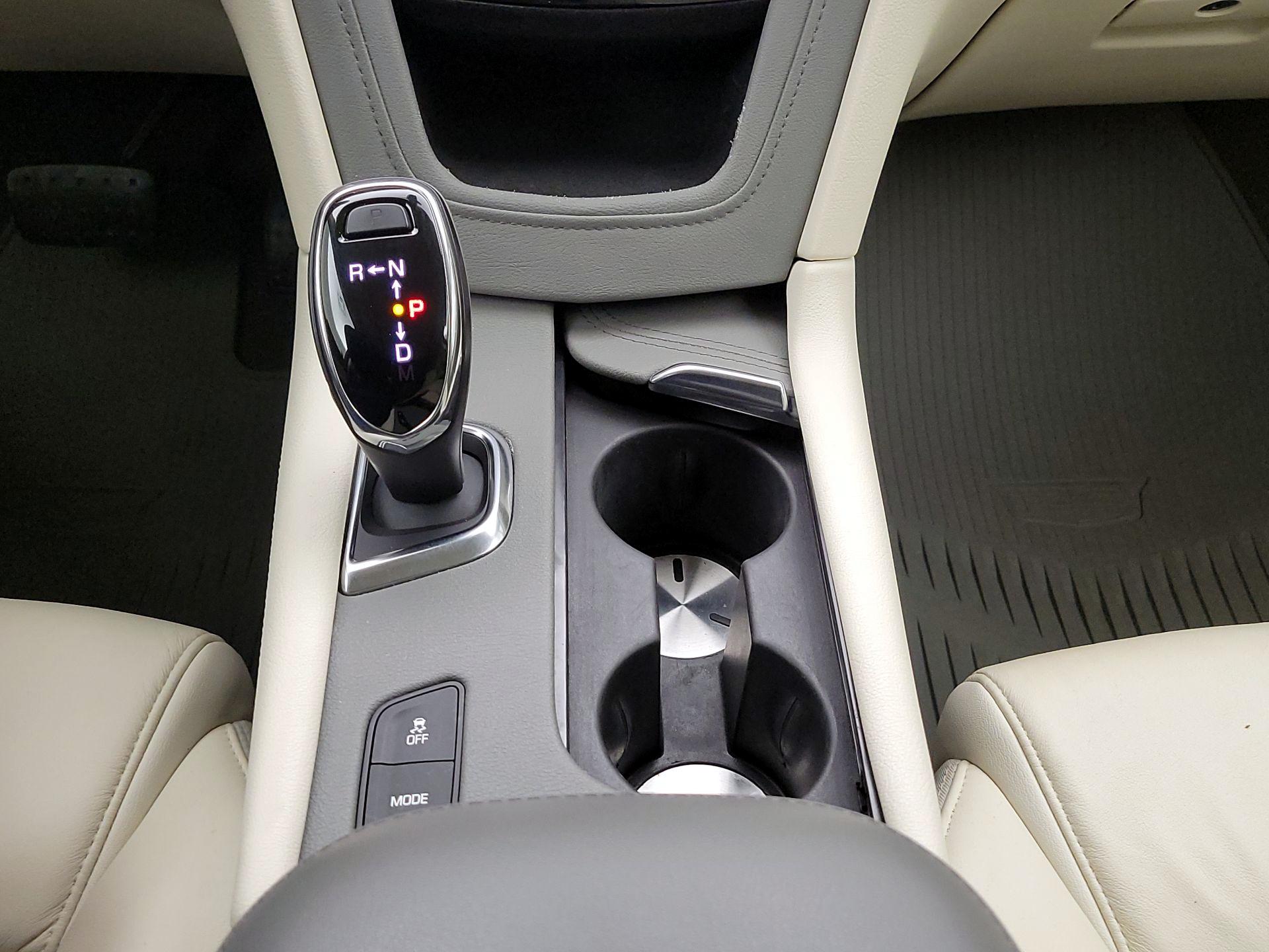 Thumbnail: 2019 Cadillac XT5 - 18