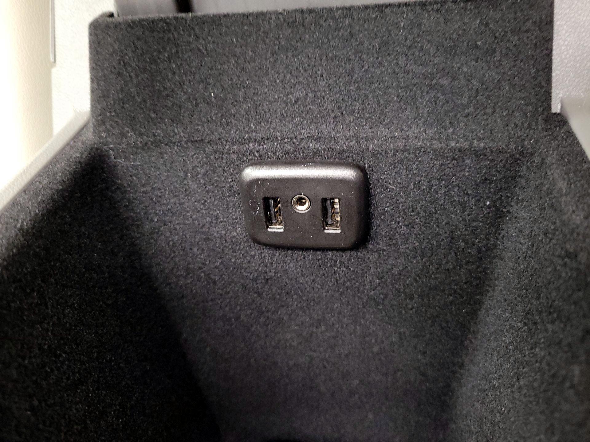 Thumbnail: 2019 Cadillac XT5 - 19