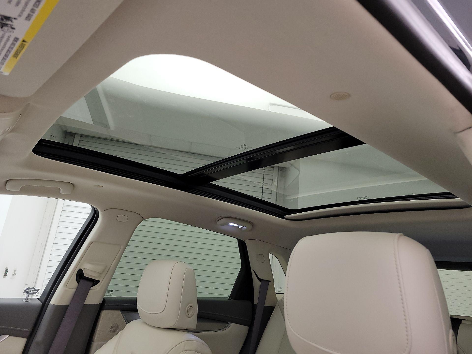 Thumbnail: 2019 Cadillac XT5 - 20