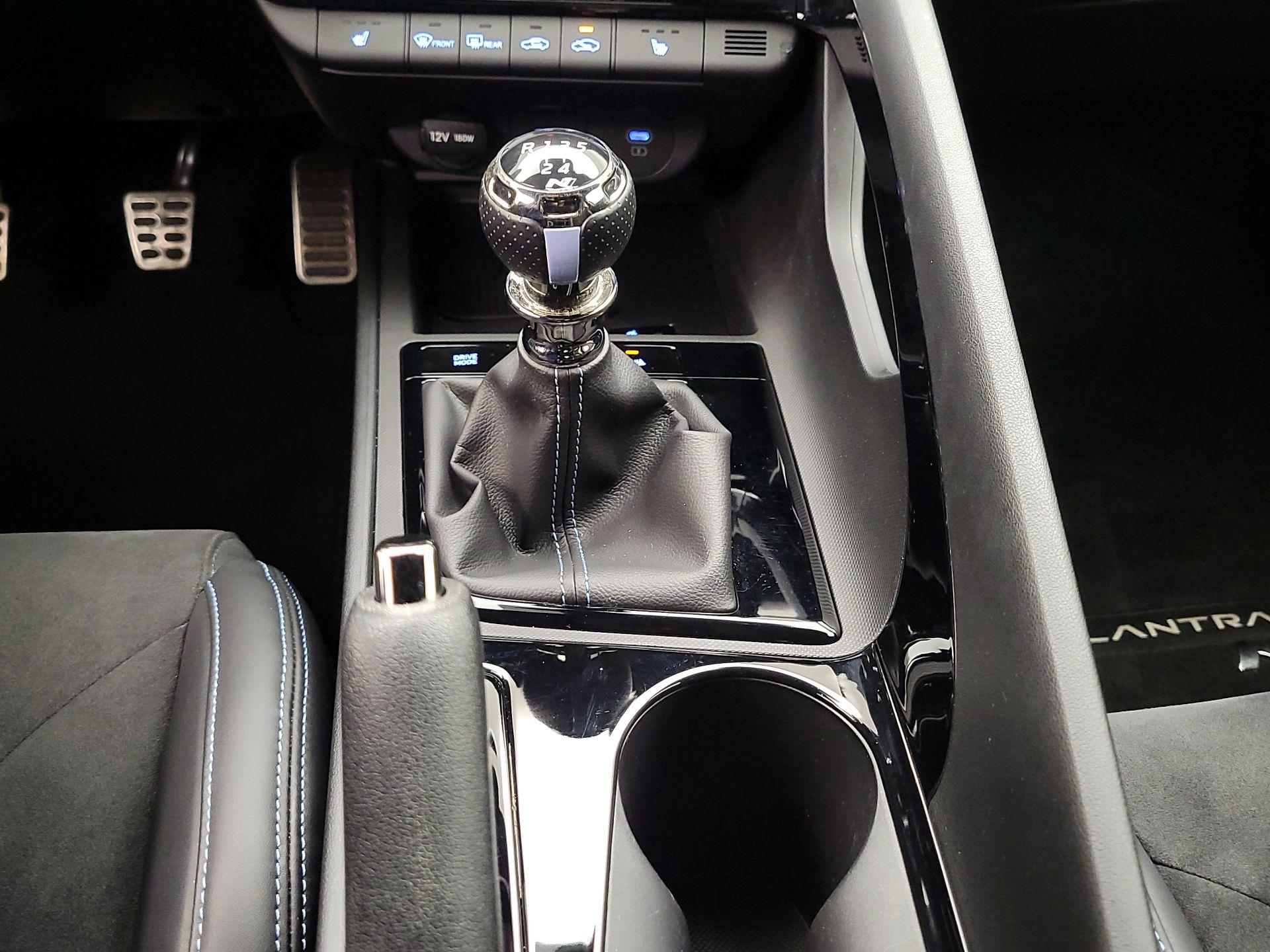 Thumbnail: 2025 Hyundai Elantra - 18