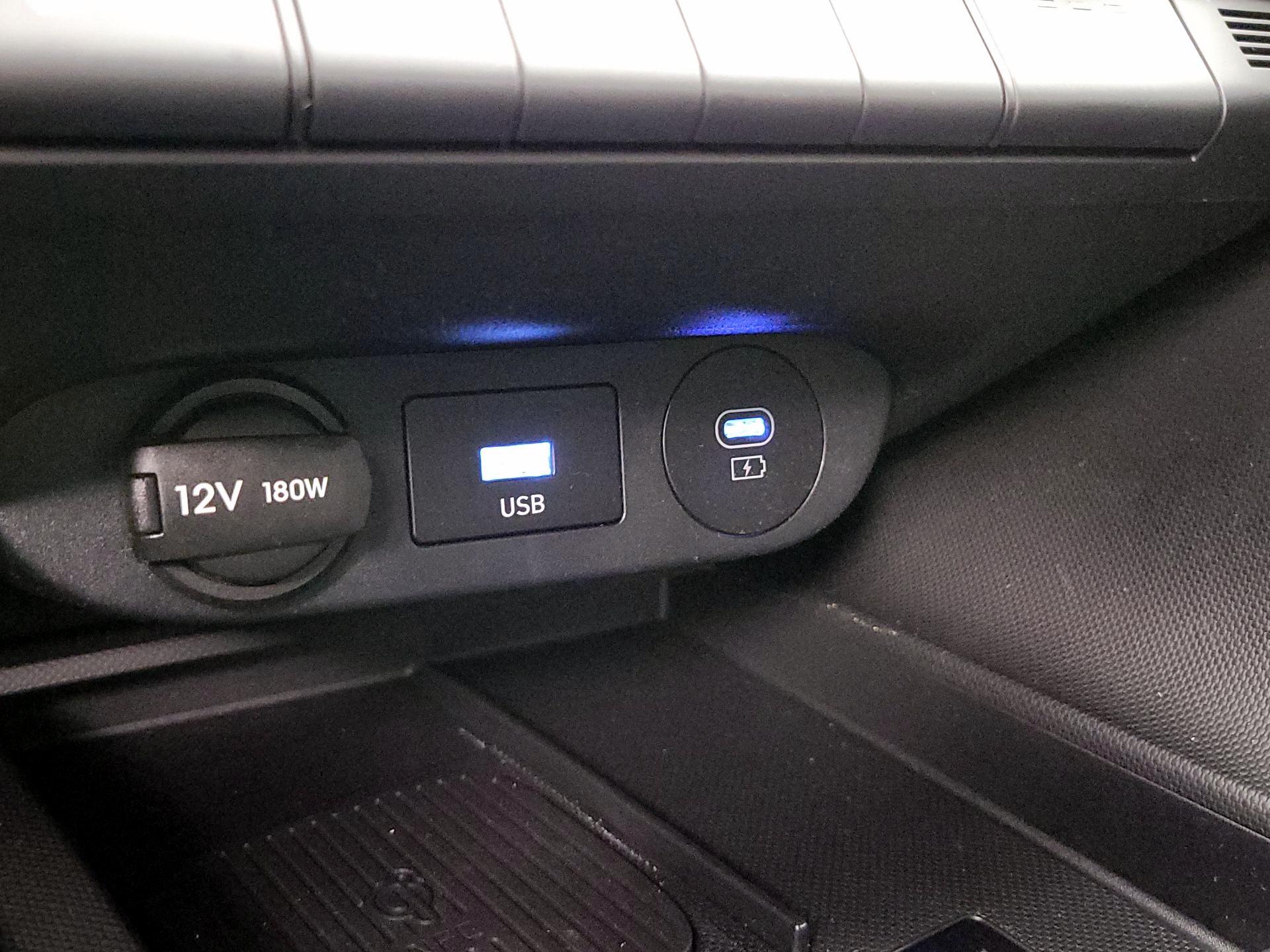 Thumbnail: 2025 Hyundai Elantra - 19