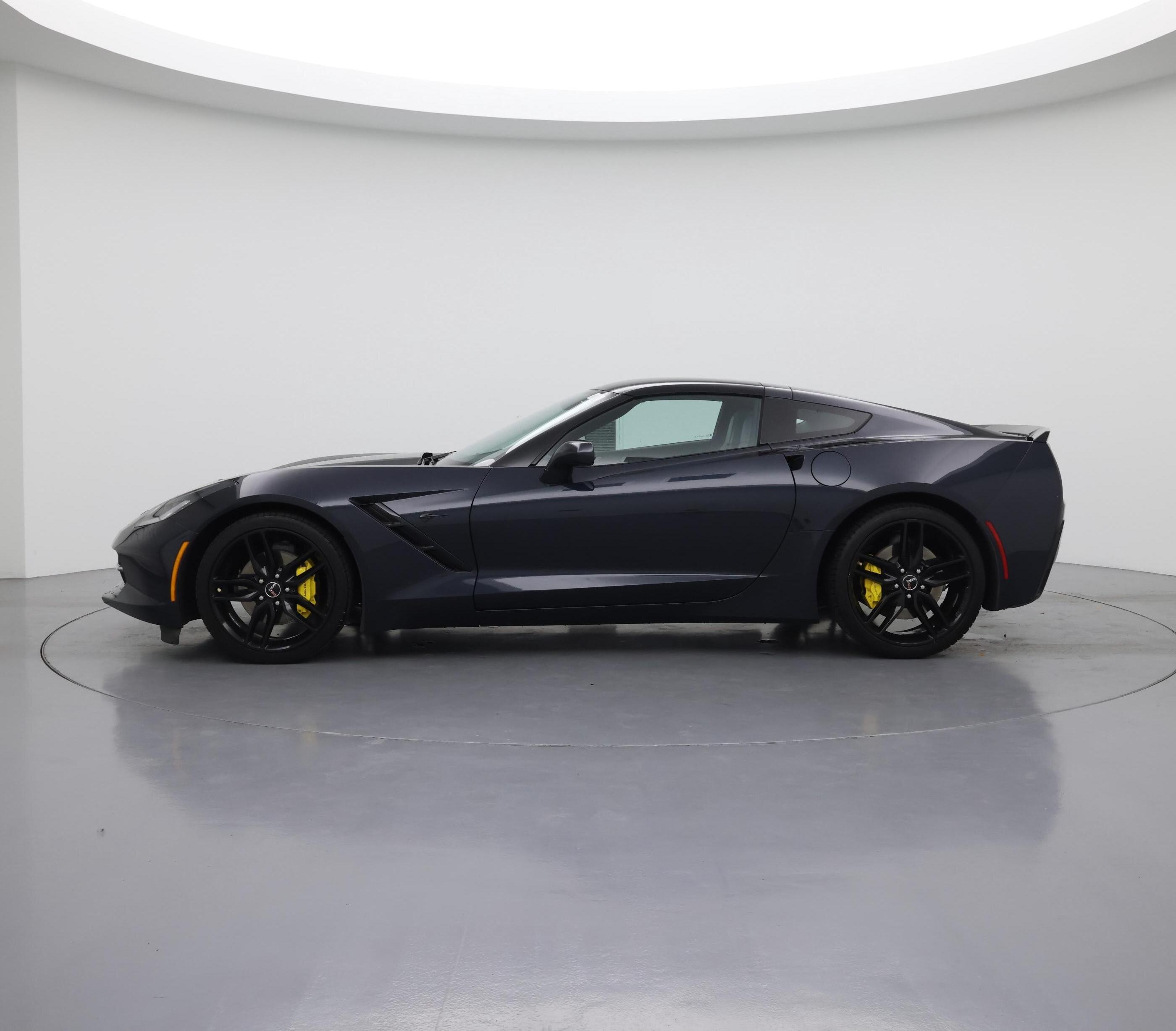 Thumbnail: 2015 Chevrolet Corvette - 3