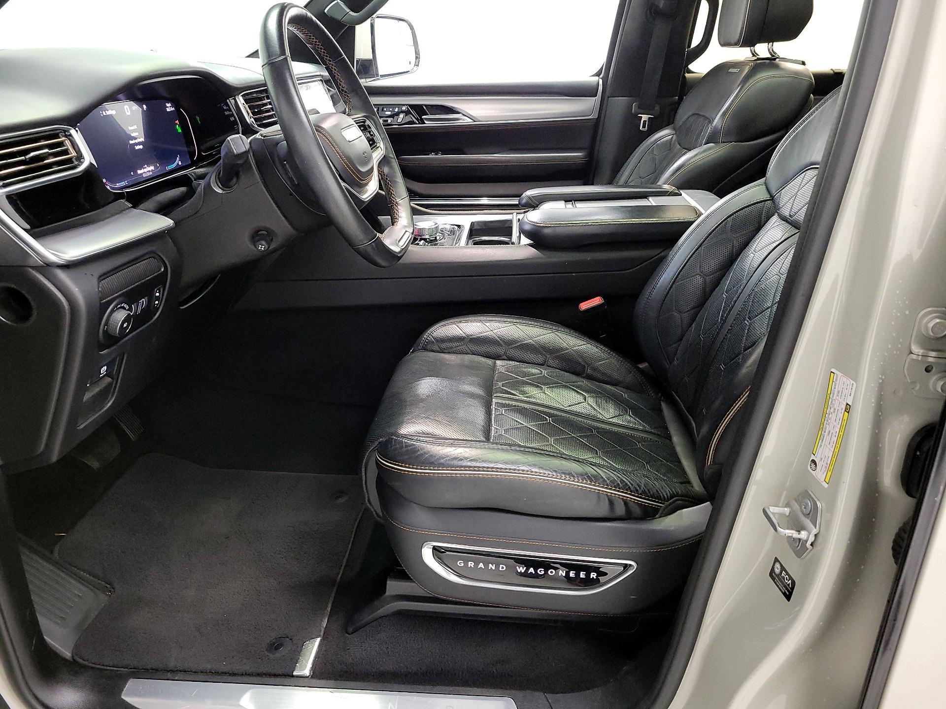 Thumbnail: 2022 Jeep Grand Wagoneer - 11