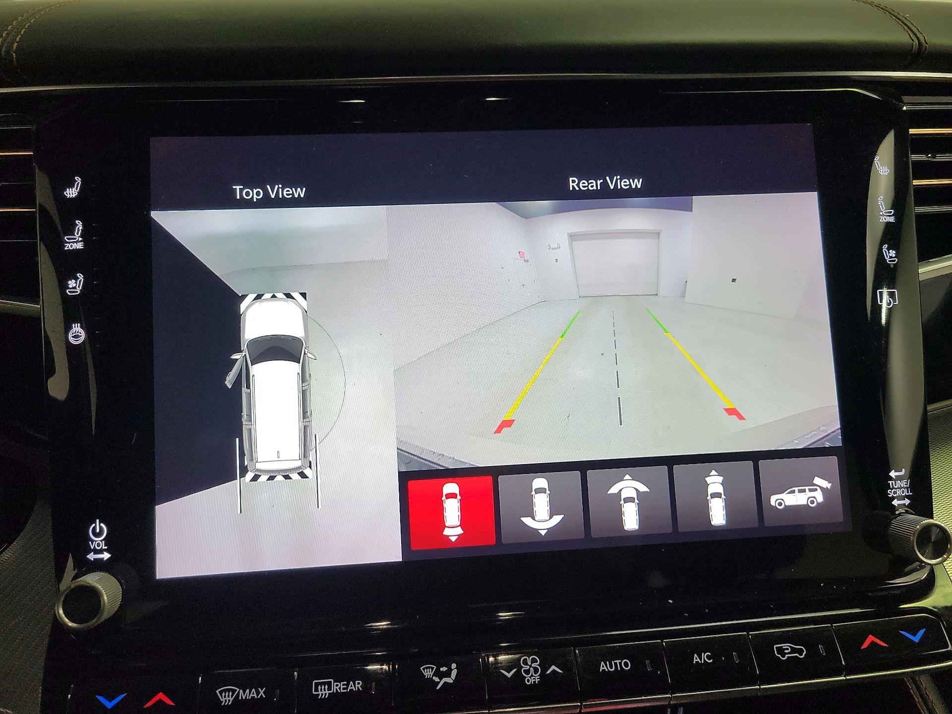 Thumbnail: 2022 Jeep Grand Wagoneer - 15