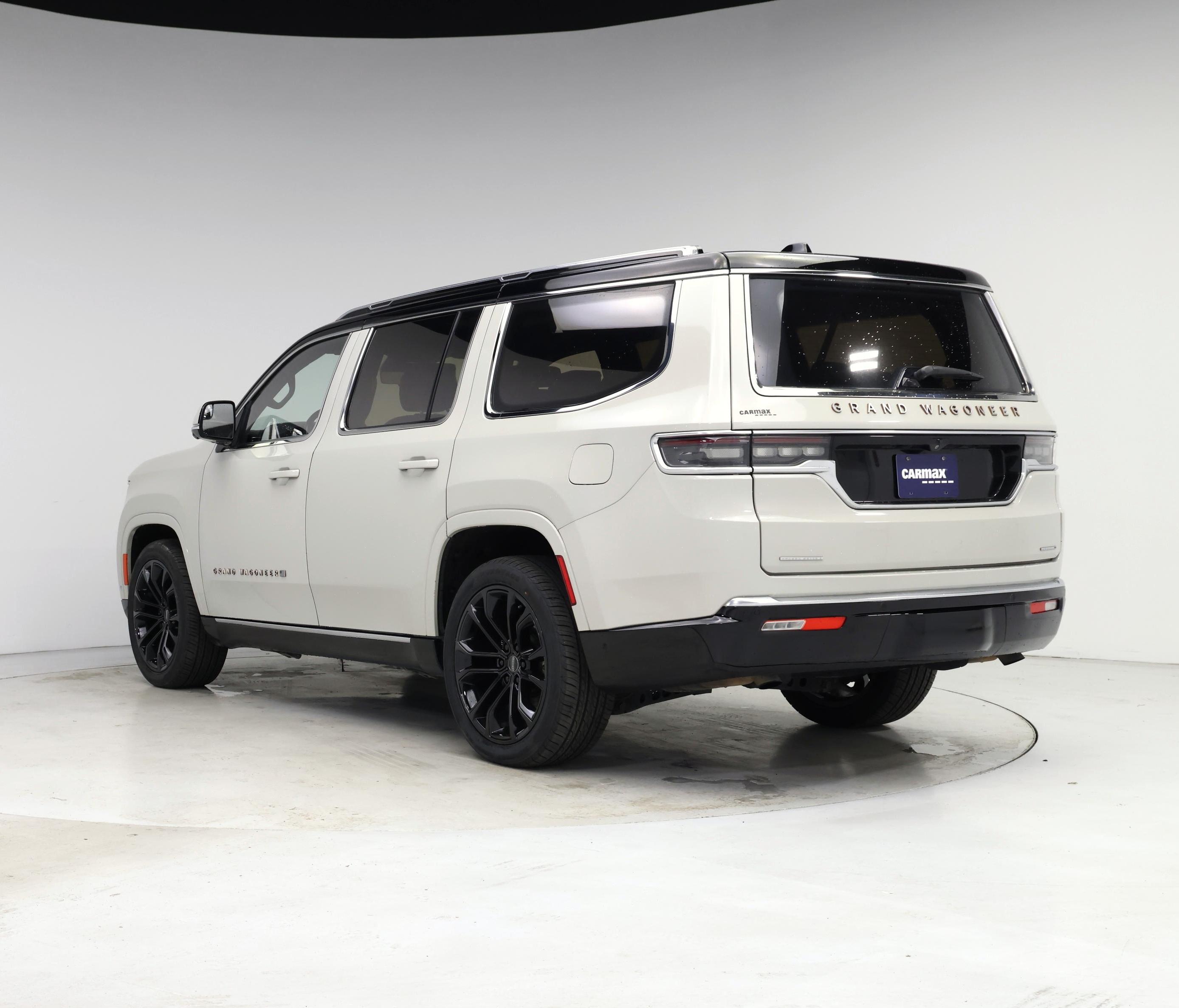 Thumbnail: 2022 Jeep Grand Wagoneer - 2