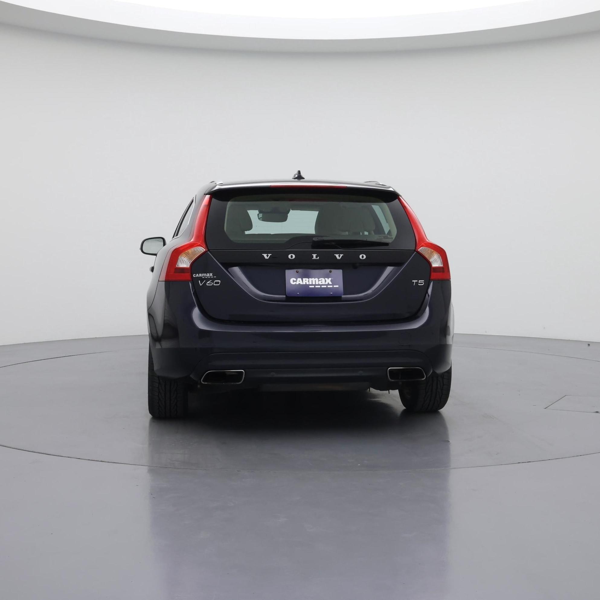 Thumbnail: 2016 Volvo V60 - 6