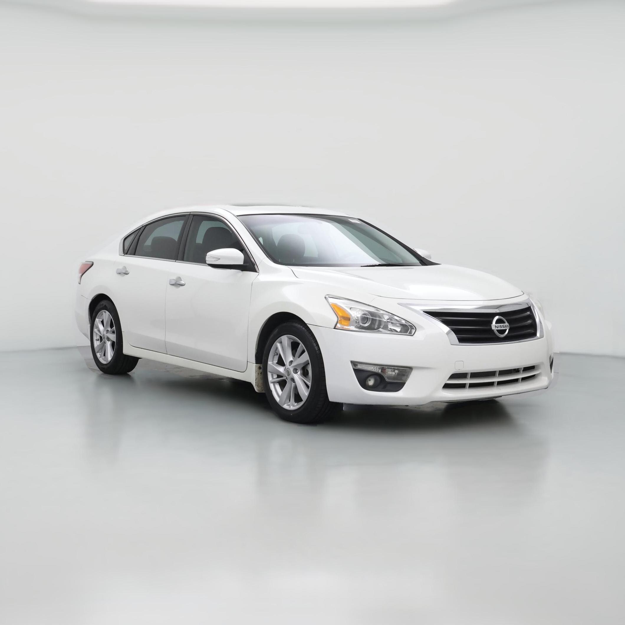 Thumbnail: 2015 Nissan Altima - 1
