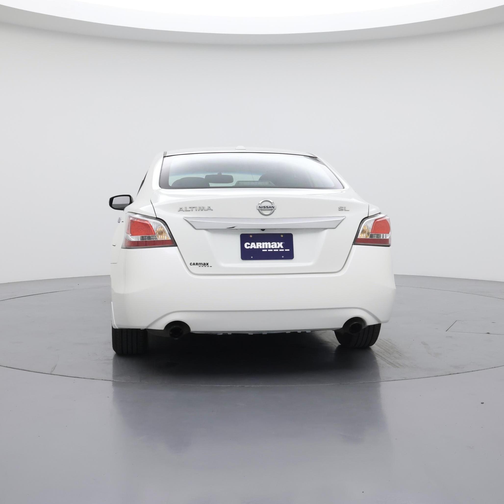 Thumbnail: 2015 Nissan Altima - 6