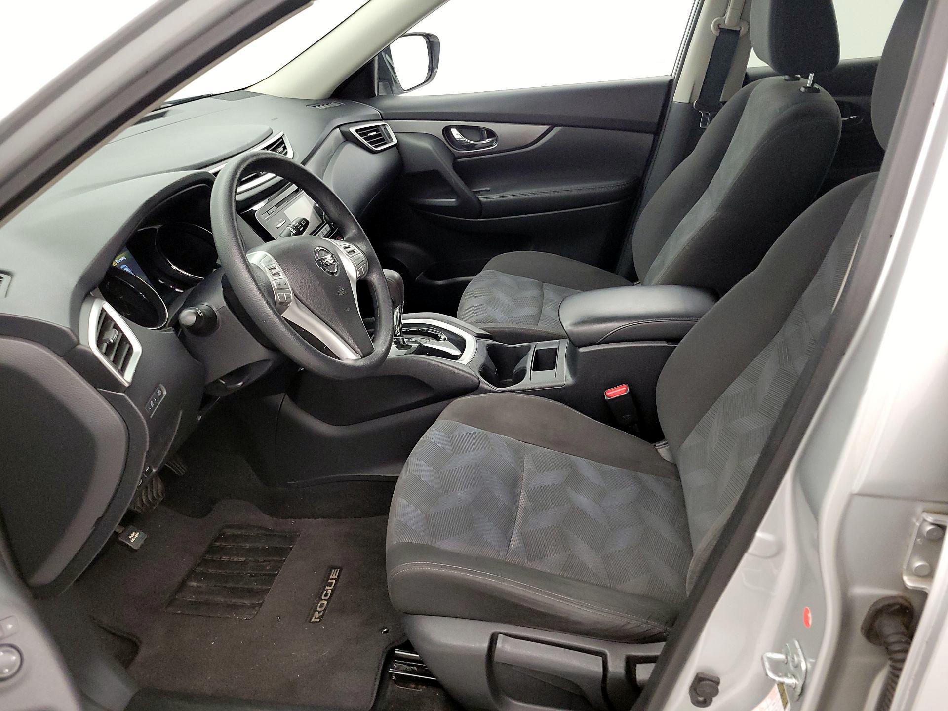 Thumbnail: 2016 Nissan Rogue - 11