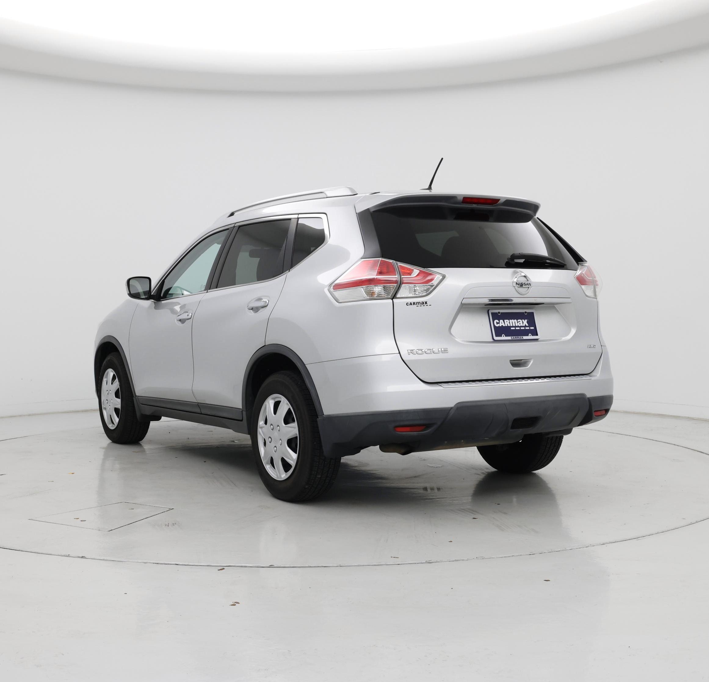 Thumbnail: 2016 Nissan Rogue - 2