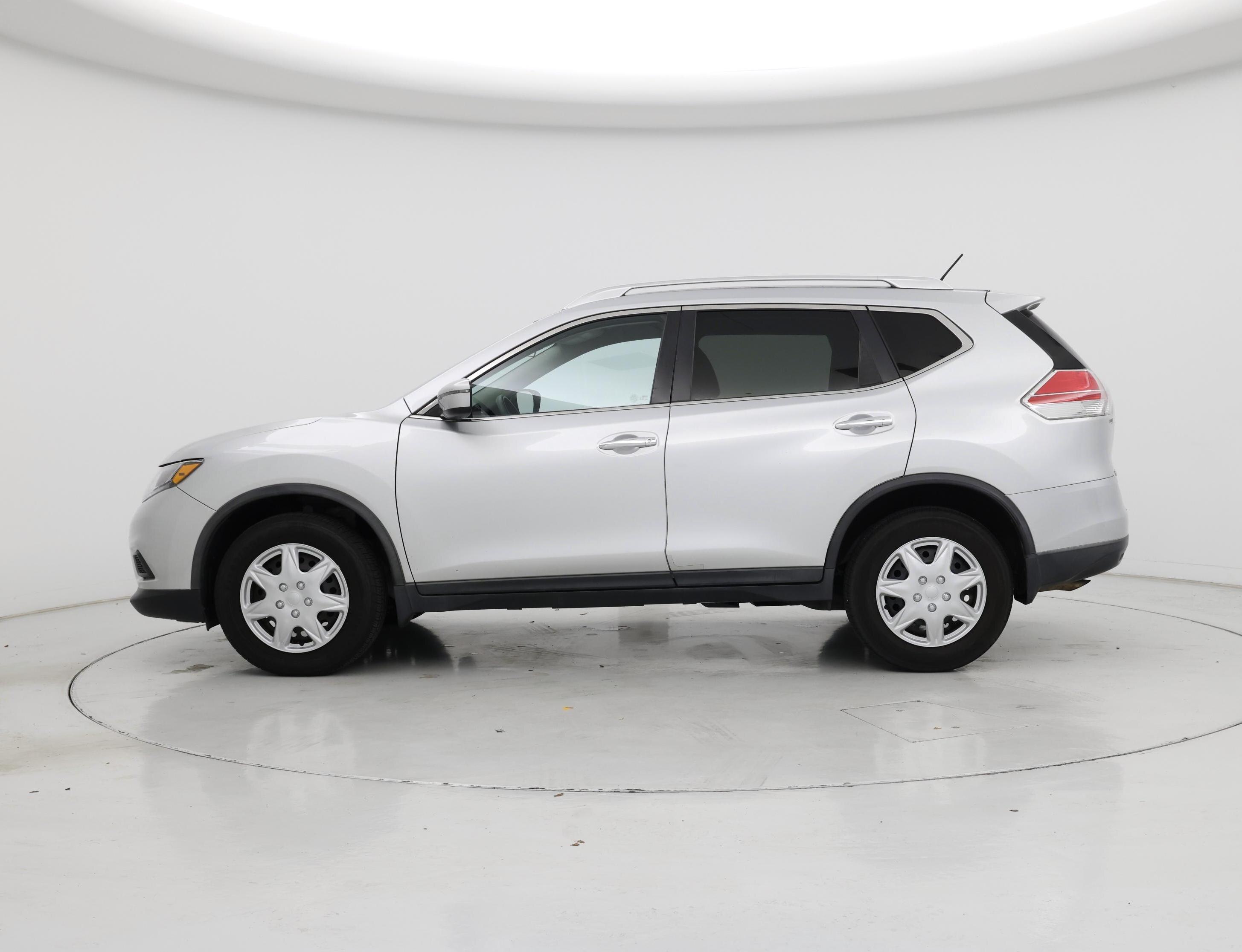 Thumbnail: 2016 Nissan Rogue - 3