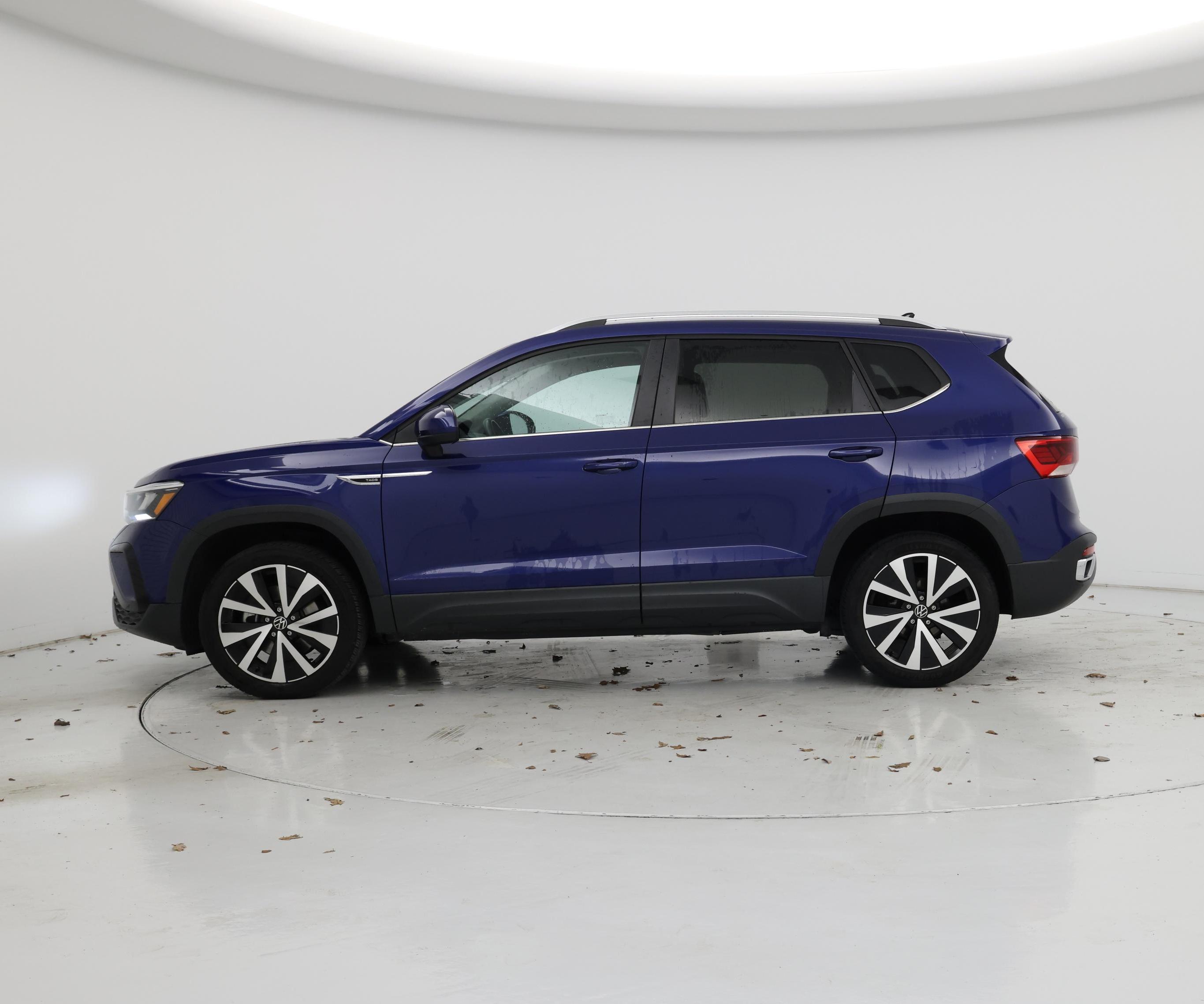 Thumbnail: 2022 Volkswagen Taos - 3