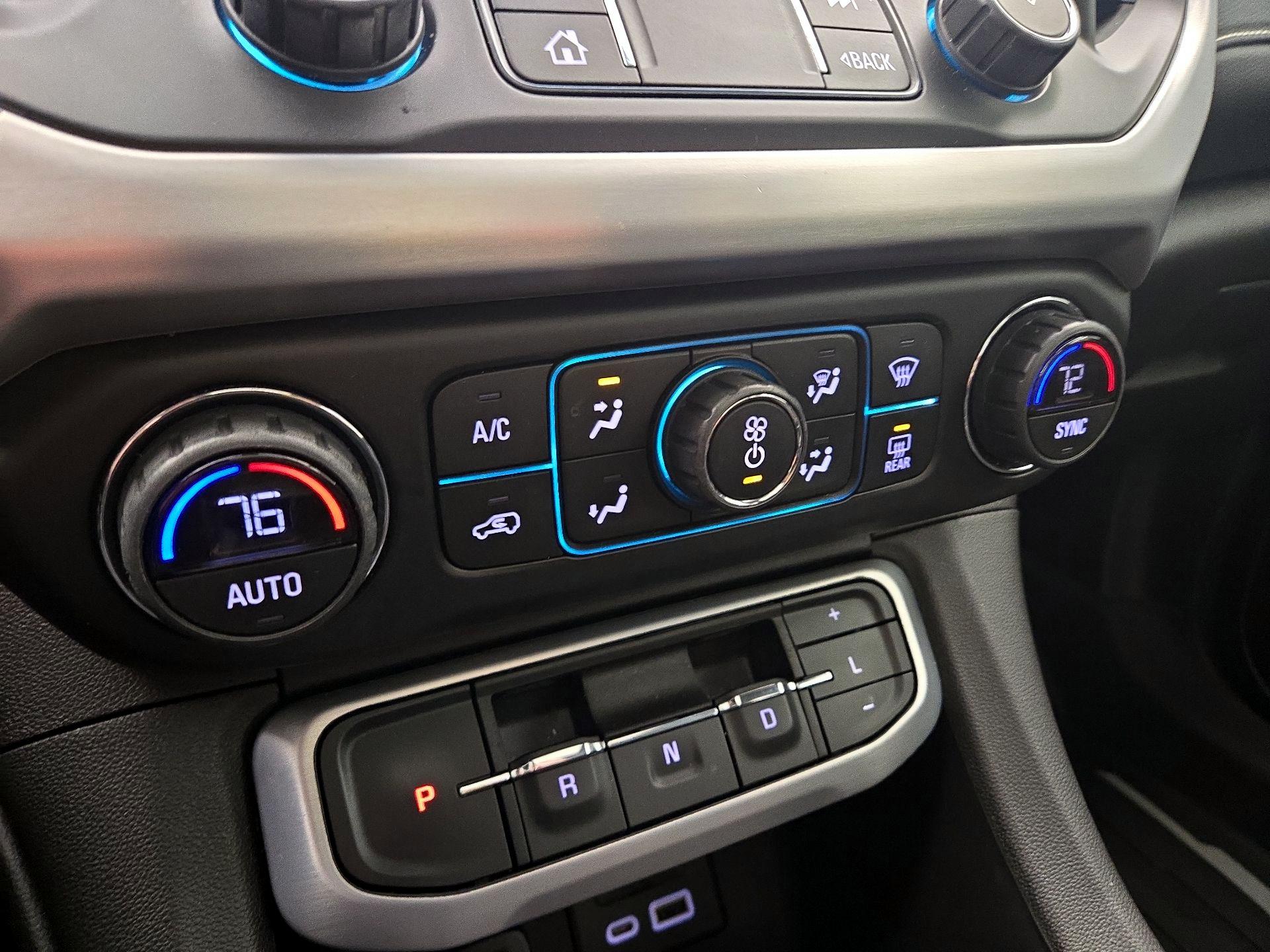 Thumbnail: 2021 GMC Acadia - 17