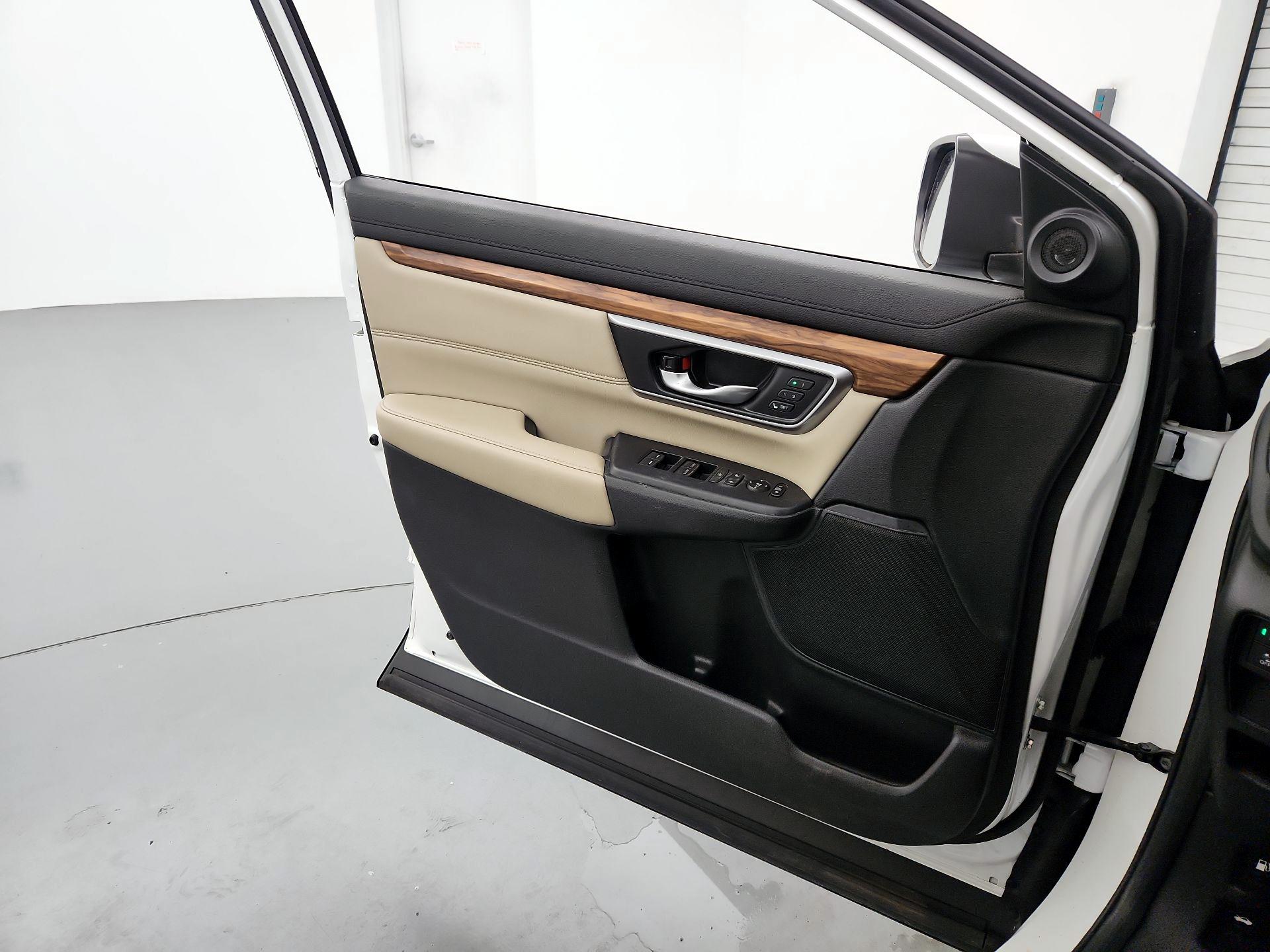 Thumbnail: 2019 Honda CR-V - 12