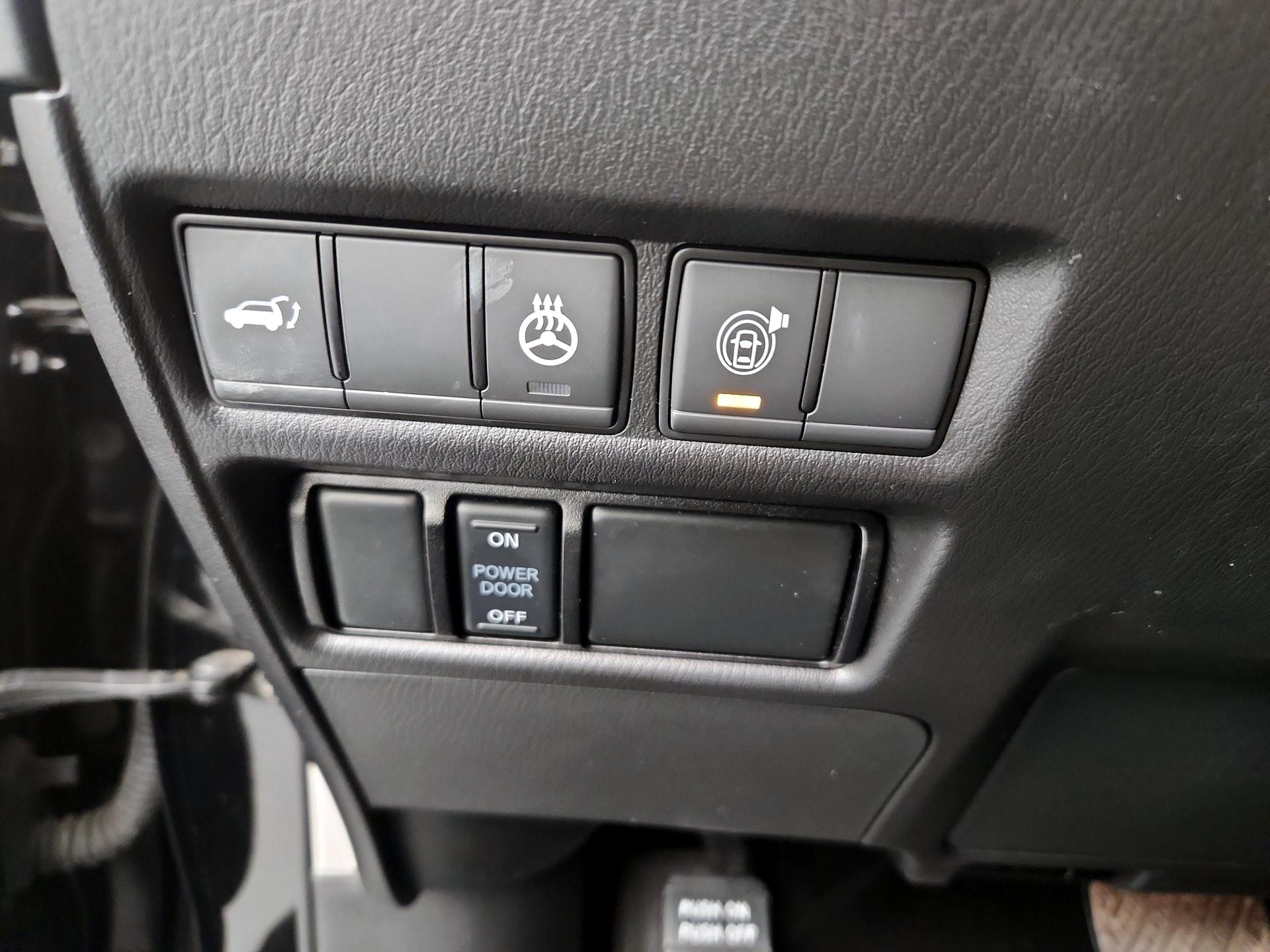 Thumbnail: 2022 Nissan Armada - 13