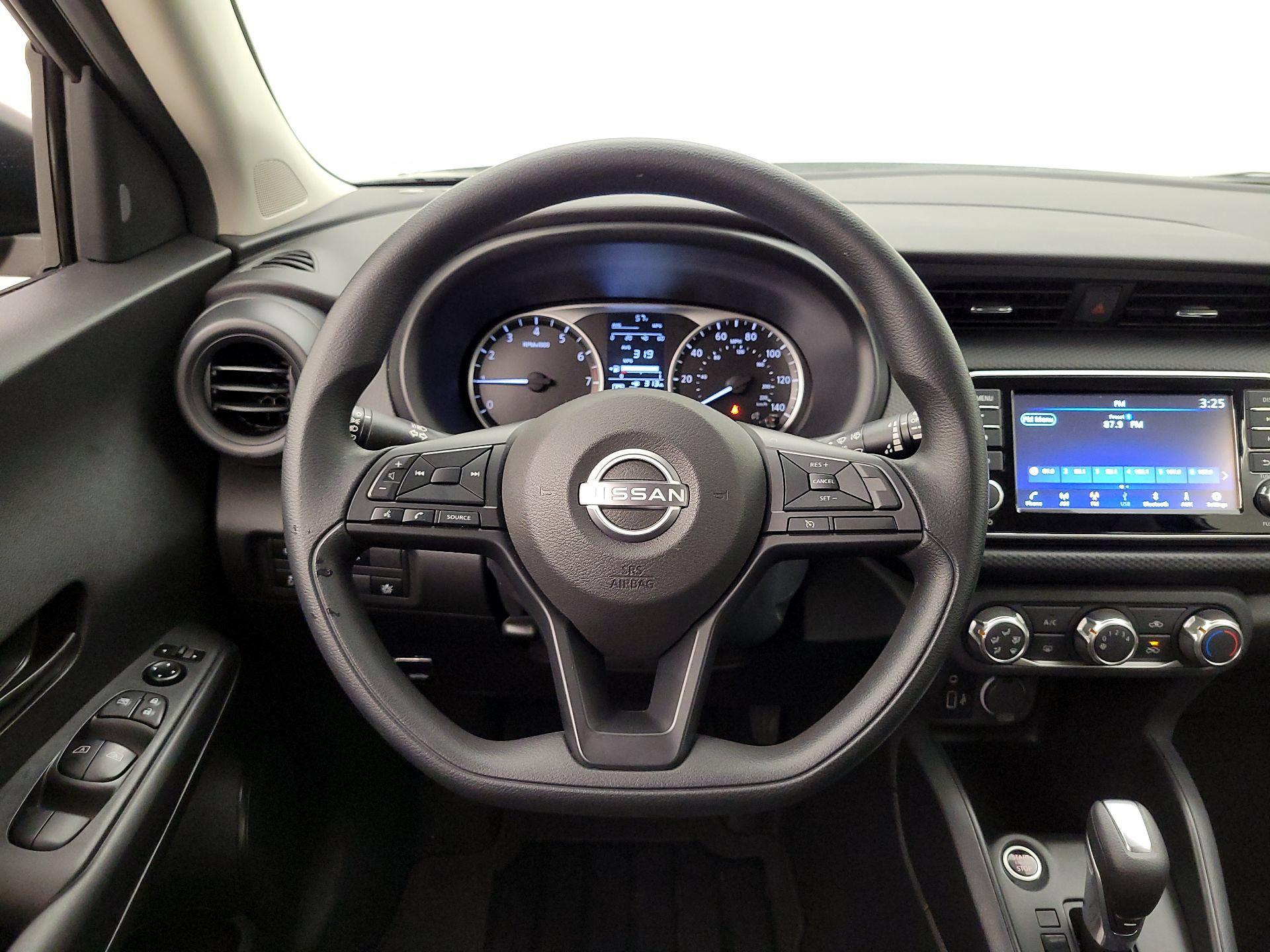 Thumbnail: 2025 Nissan Kicks - 10