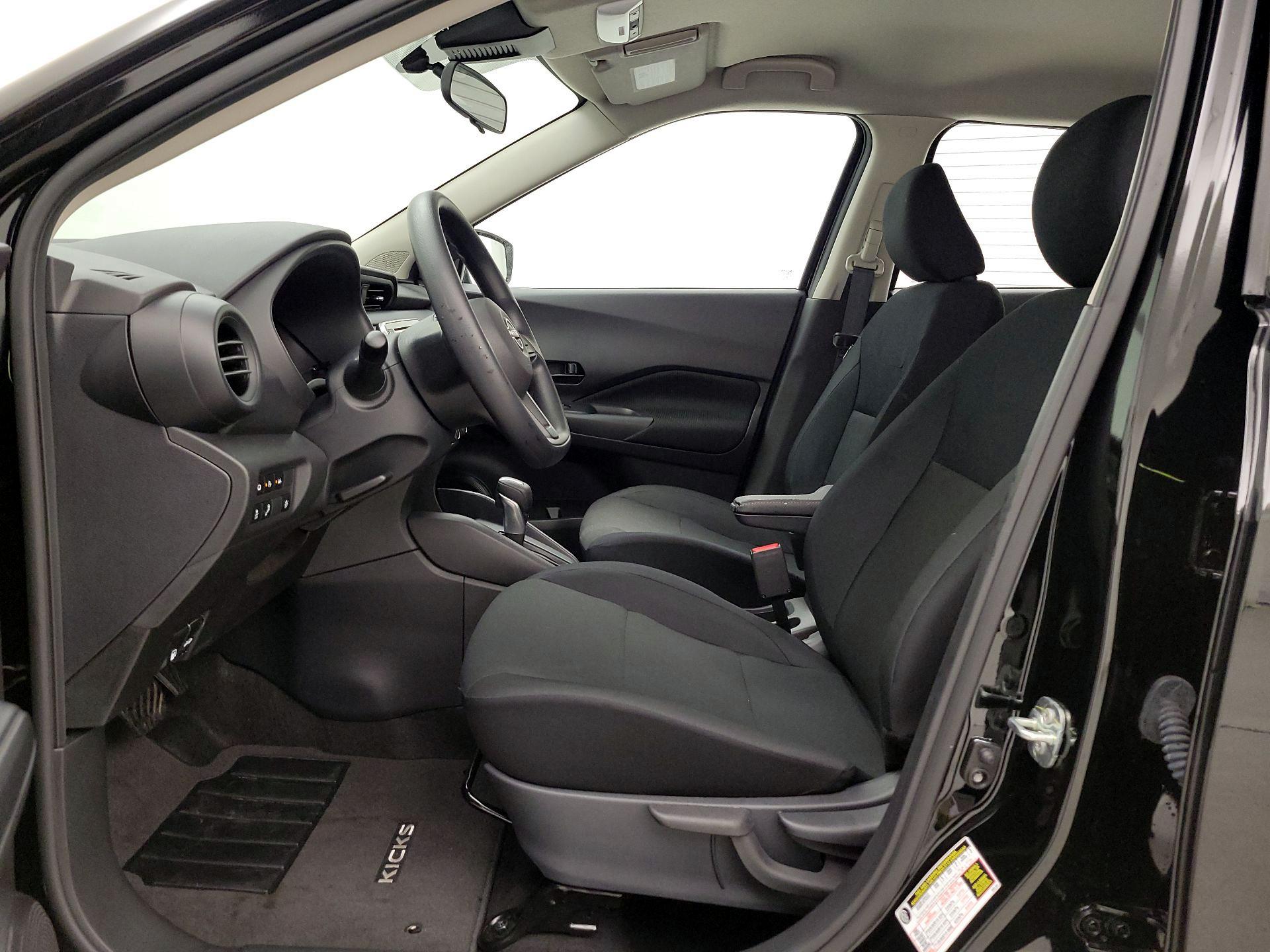 Thumbnail: 2025 Nissan Kicks - 11