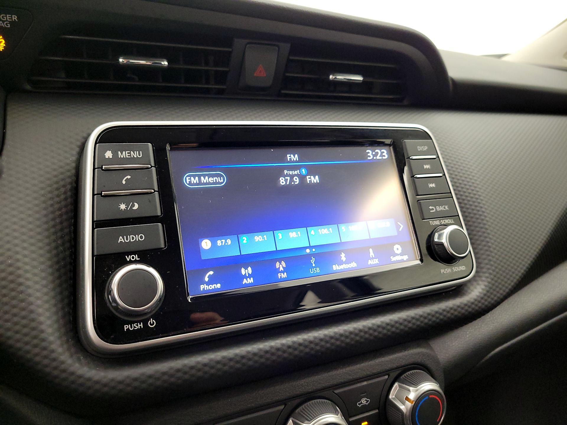 Thumbnail: 2025 Nissan Kicks - 15