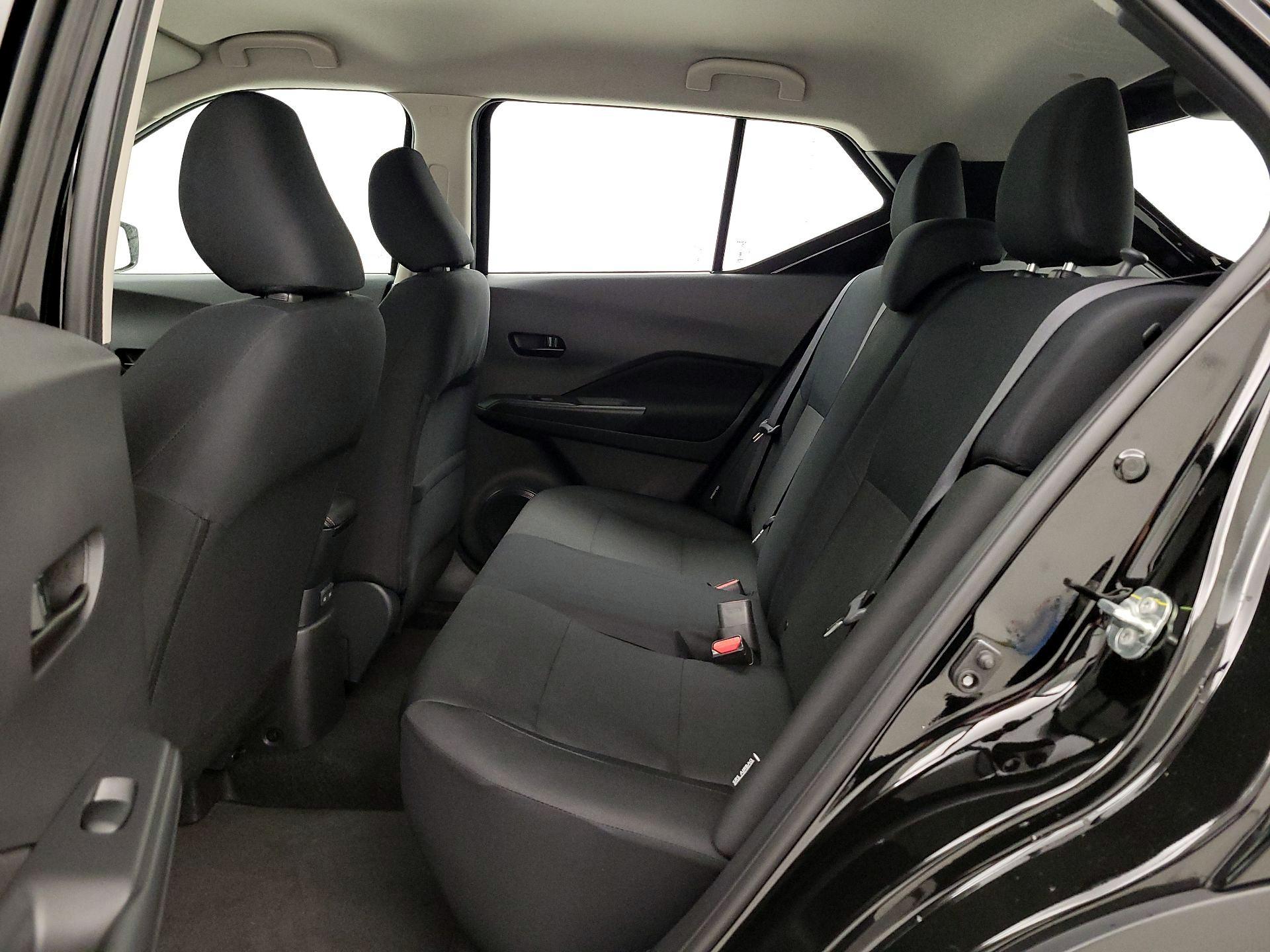 Thumbnail: 2025 Nissan Kicks - 19