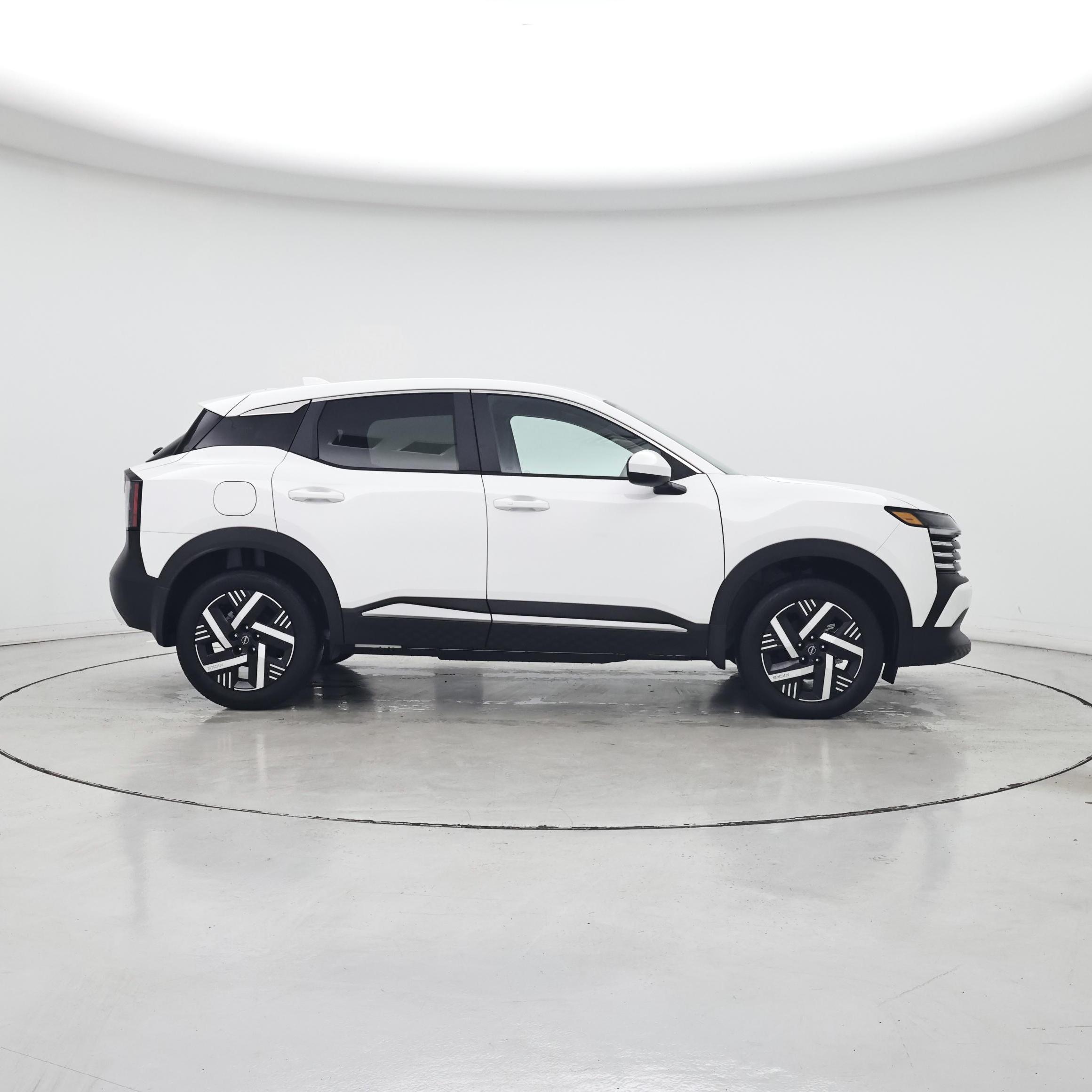 Thumbnail: 2025 Nissan Kicks - 7