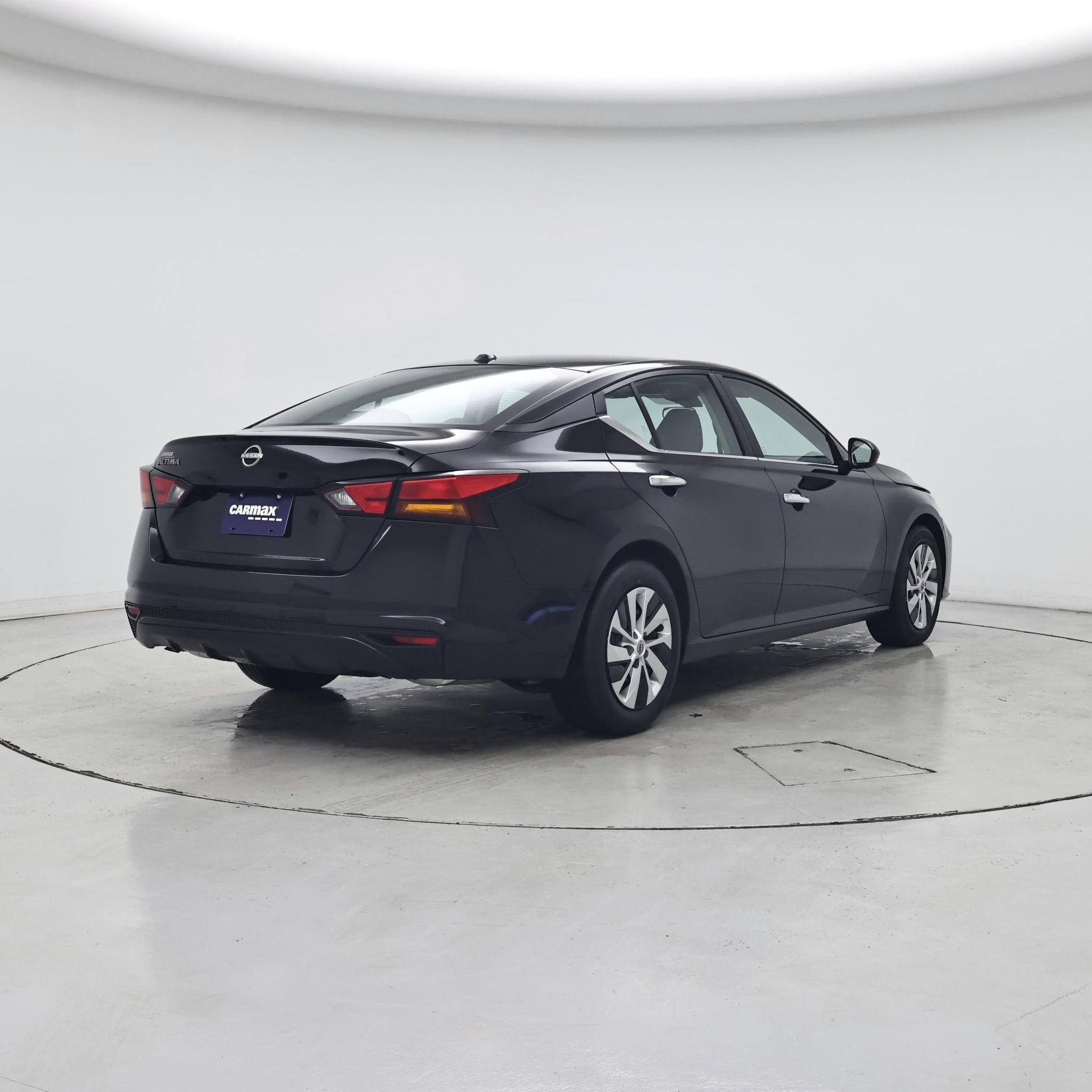 Thumbnail: 2025 Nissan Altima - 8