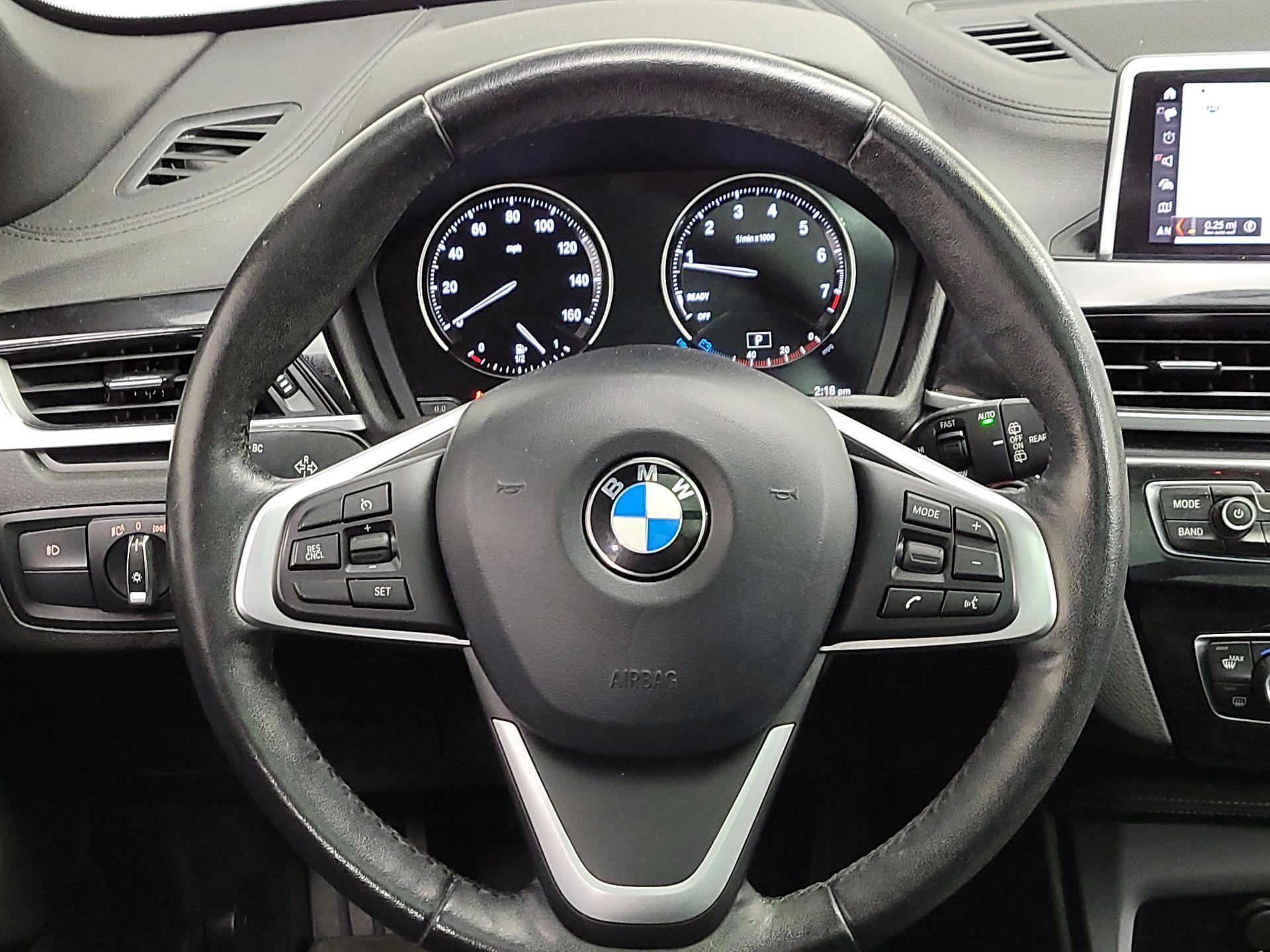 Thumbnail: 2020 BMW X1 - 10