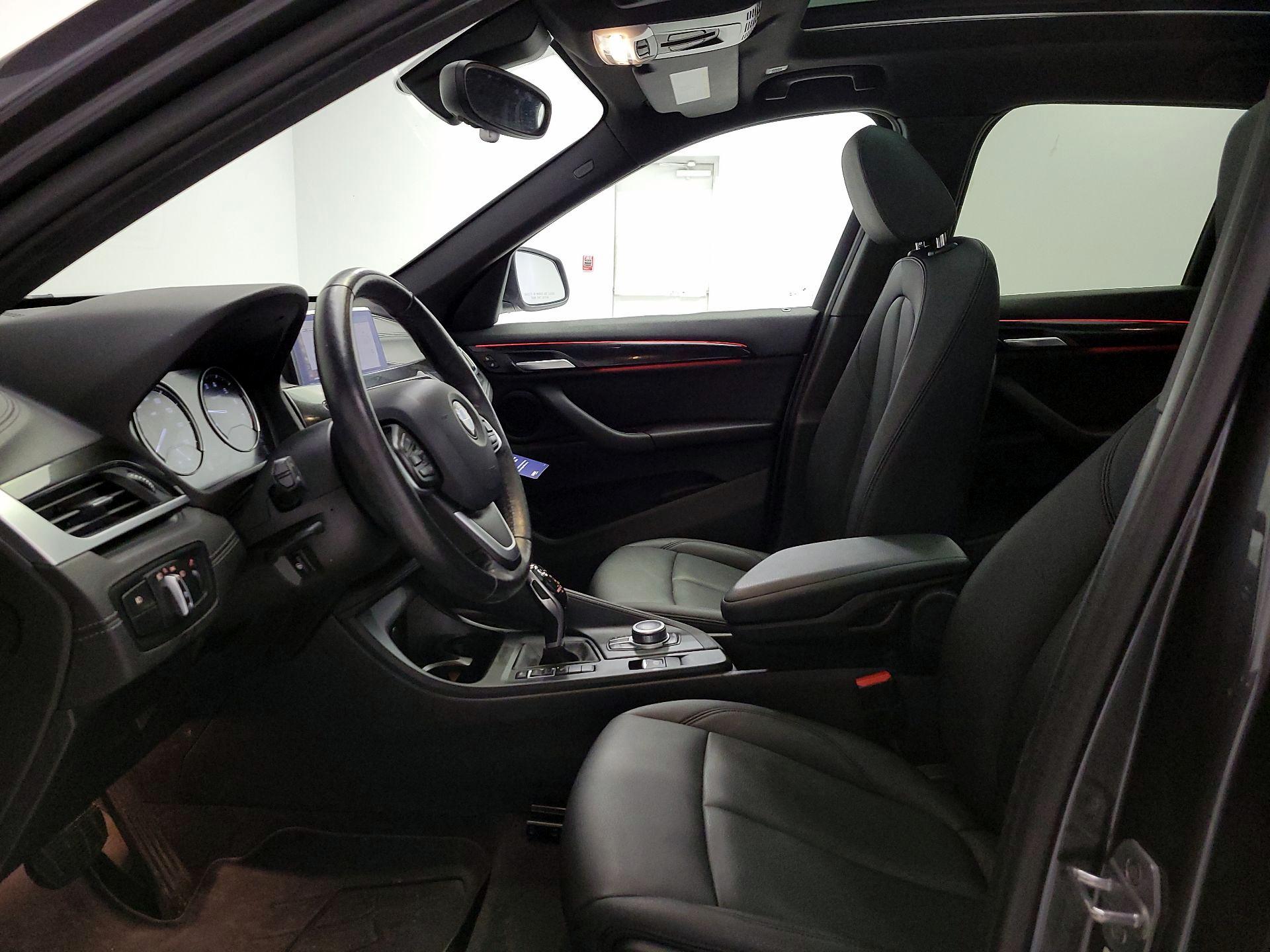 Thumbnail: 2020 BMW X1 - 11