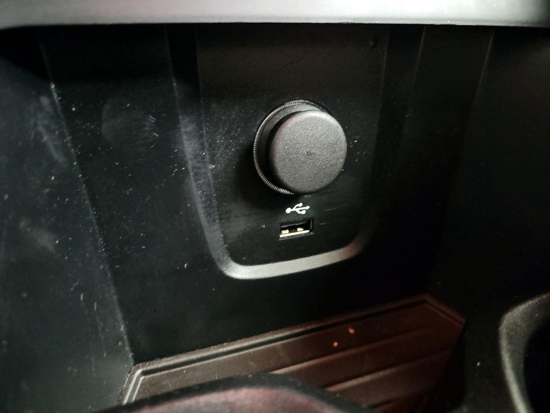 Thumbnail: 2020 BMW X1 - 19