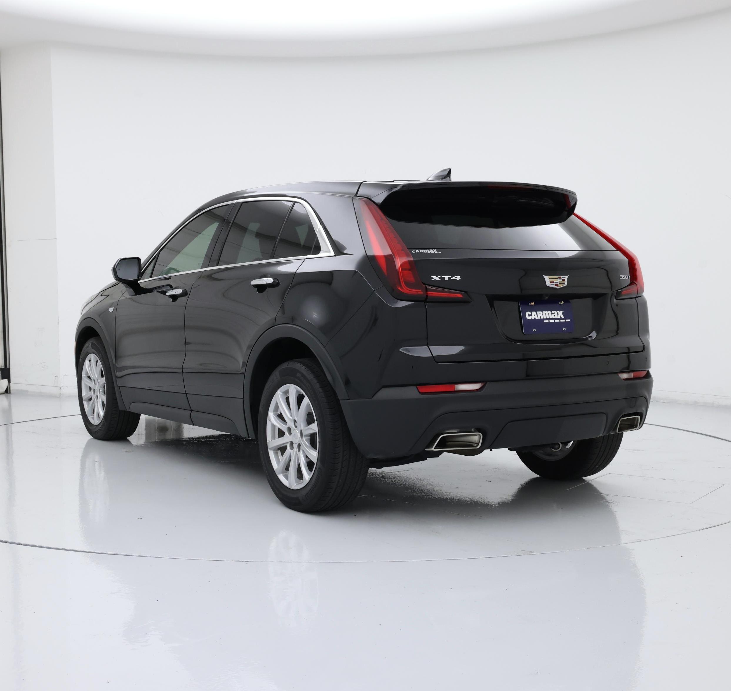 Thumbnail: 2023 Cadillac XT4 - 2